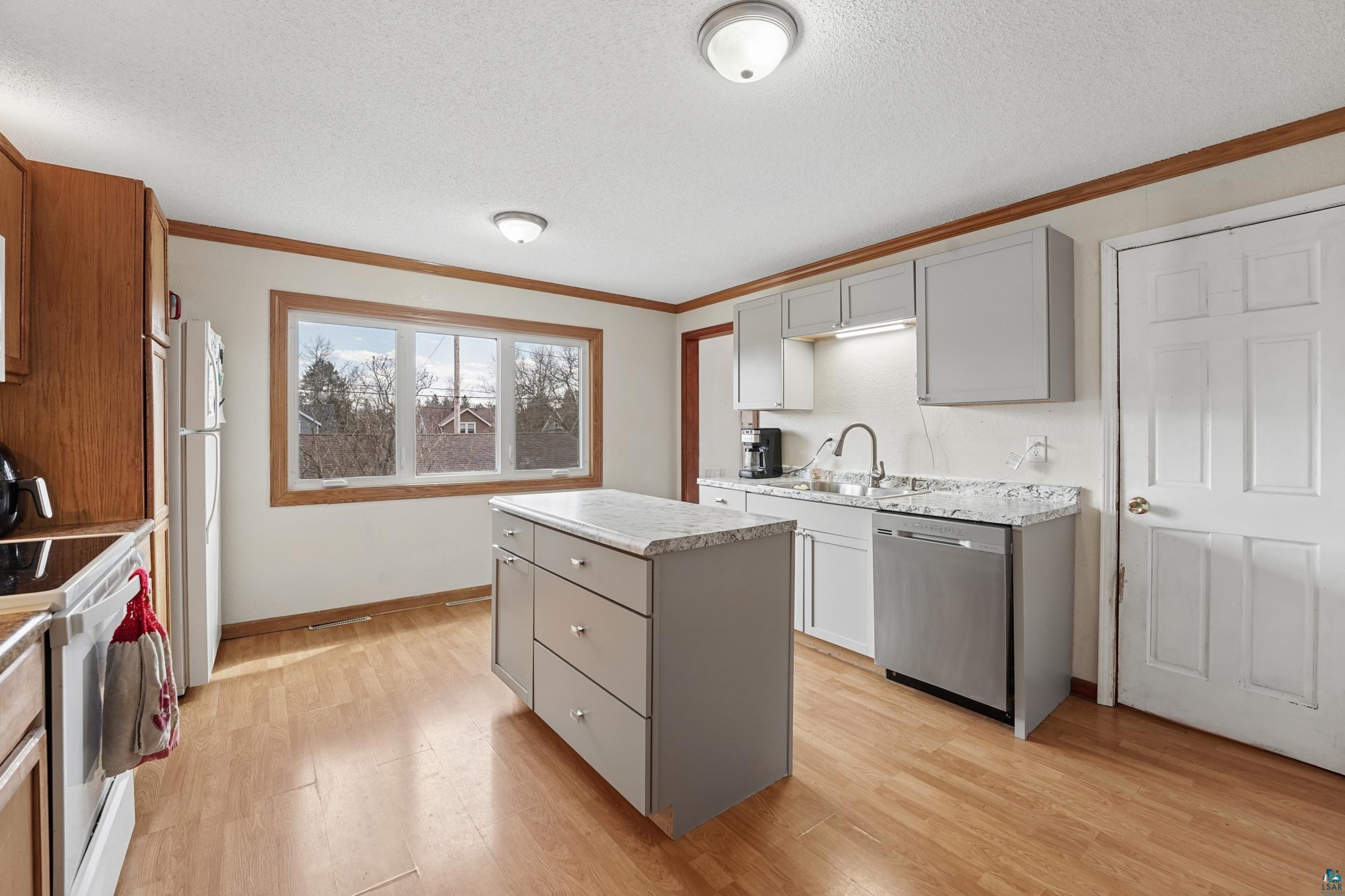 9234 Brook St, Duluth, MN 55810 Listing Photo  14