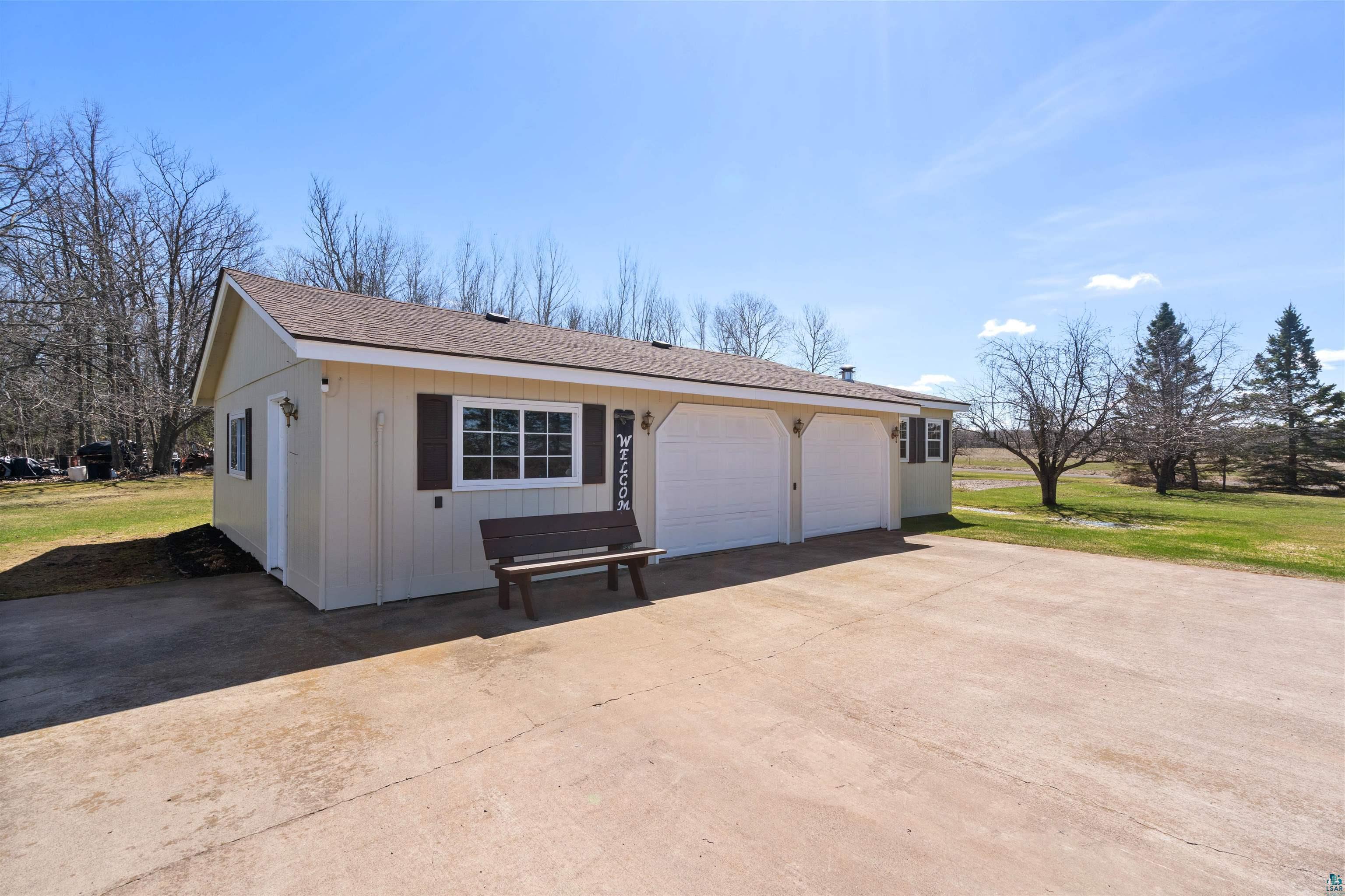 6657 E Bayfield Rd, South Range, WI 54874 Listing Photo  3