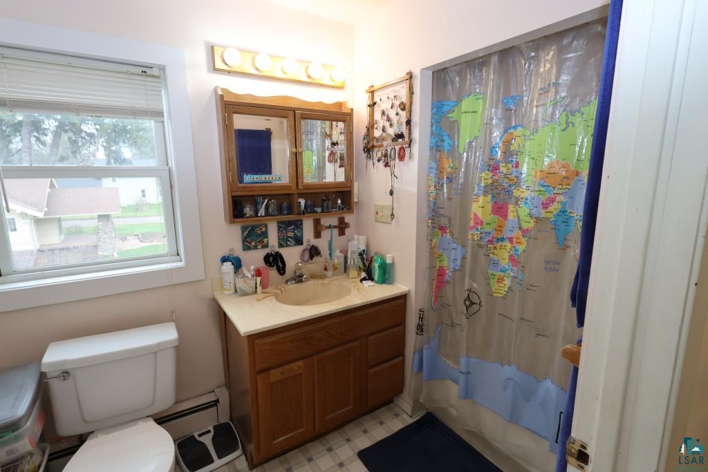 111 W 3rd St, Washburn, WI 54891 Listing Photo  13