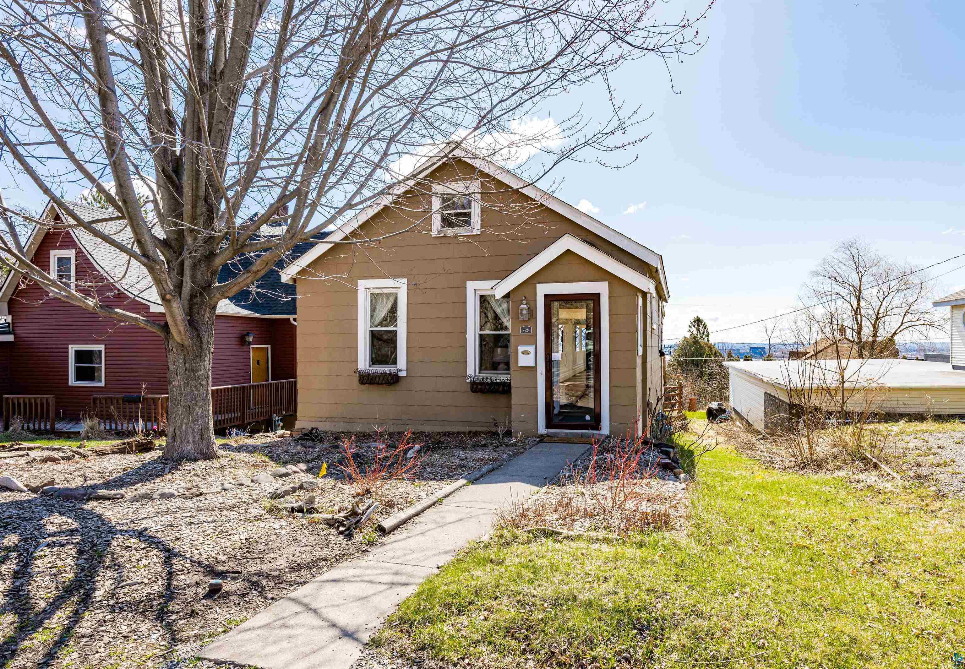 2624 W 10th St, Duluth, MN 55806 Listing Photo  1