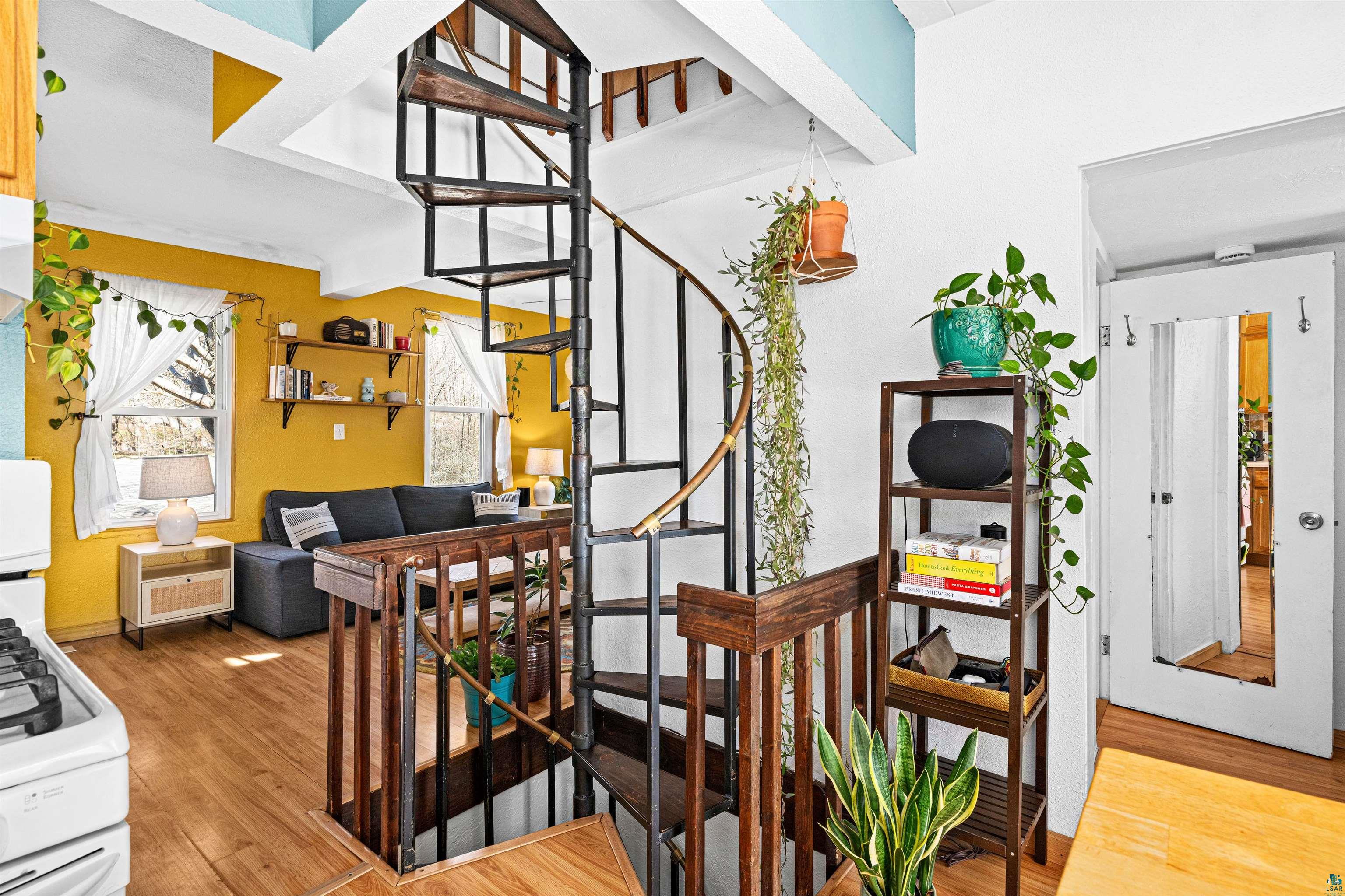 2624 W 10th St, Duluth, MN 55806 Listing Photo  6