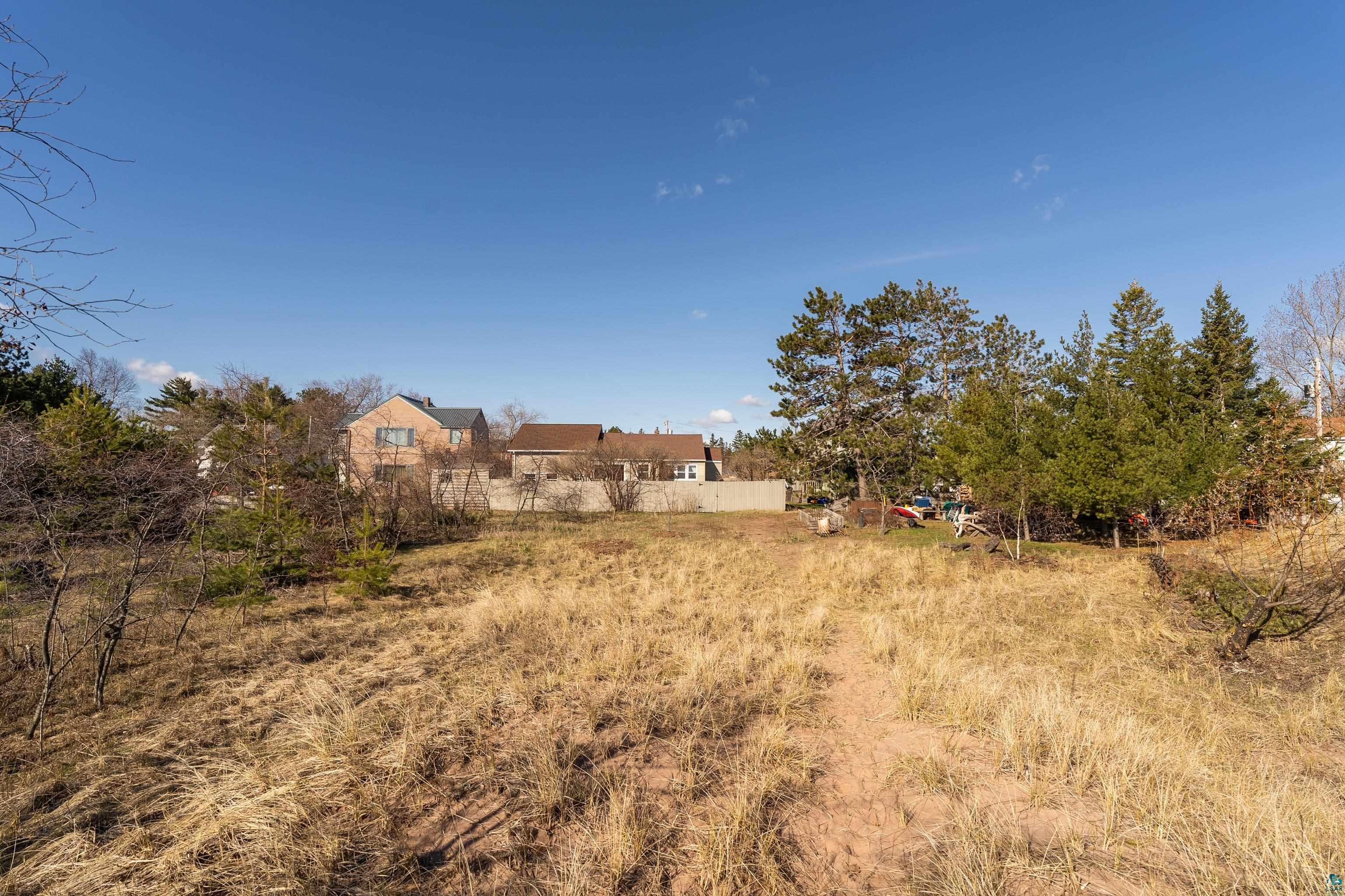 1611 S Lake Ave, Duluth, MN 55802 Listing Photo  27