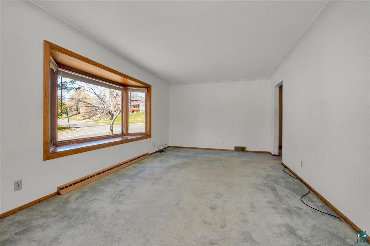 526 N 60th Ave E, Duluth, MN 55804 Listing Photo  13