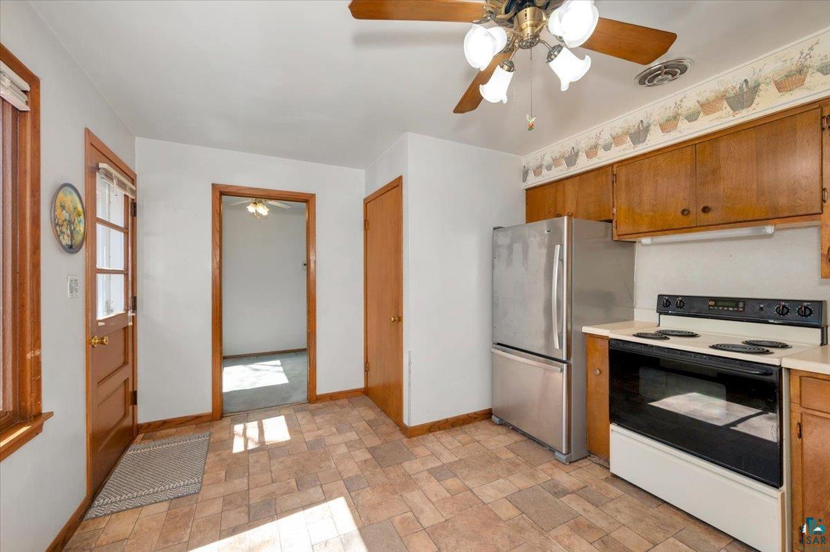 526 N 60th Ave E, Duluth, MN 55804 Listing Photo  24