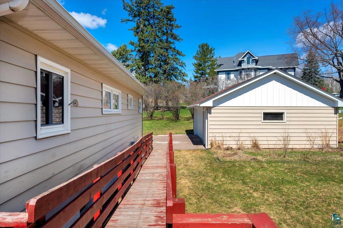 526 N 60th Ave E, Duluth, MN 55804 Listing Photo  32