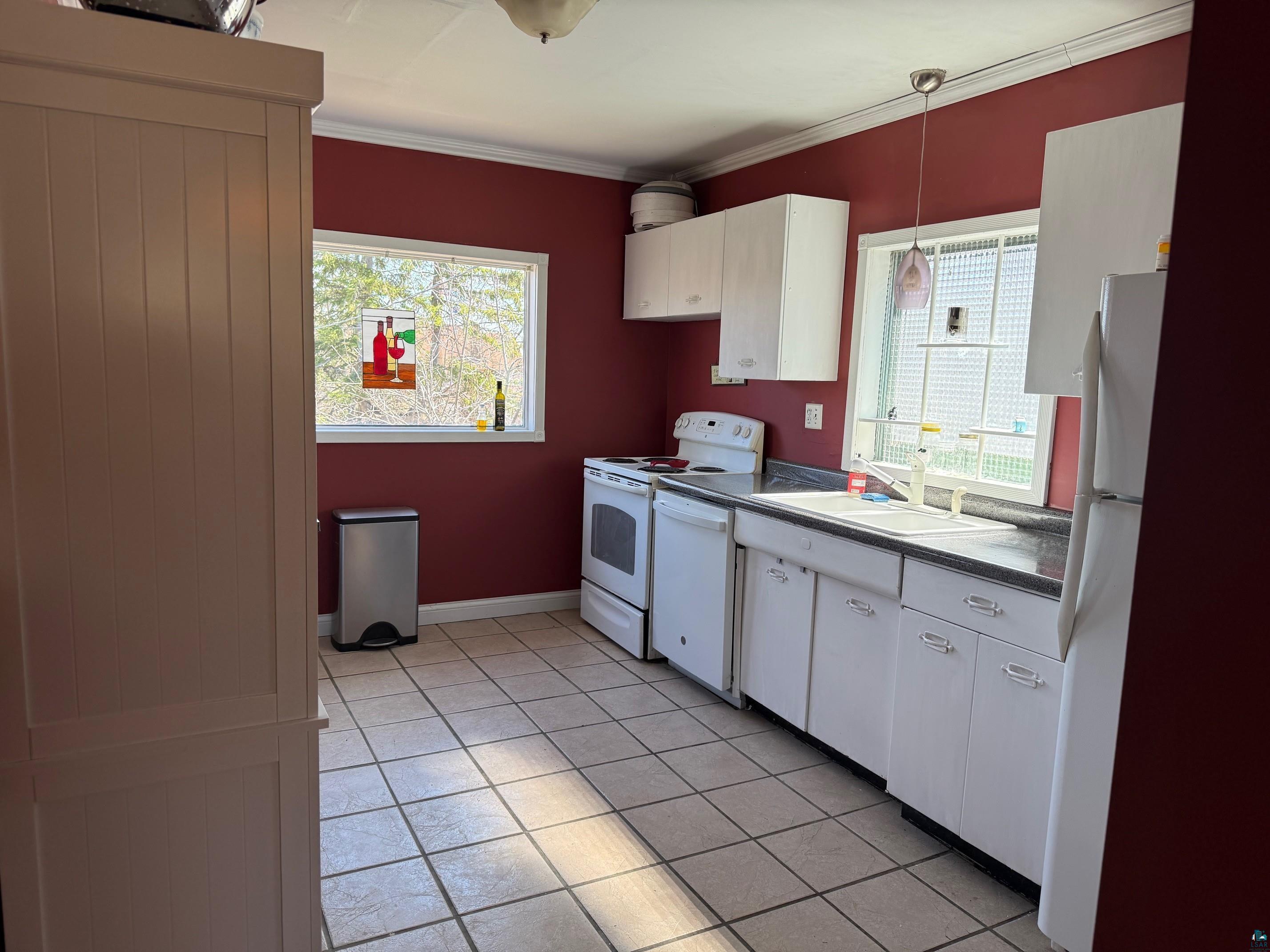 724 N 59th Ave W, Duluth, MN 55807 Listing Photo  3