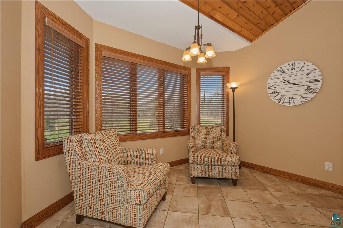 3977 Lavaque Rd, Hermantown, MN 55811 Listing Photo  5