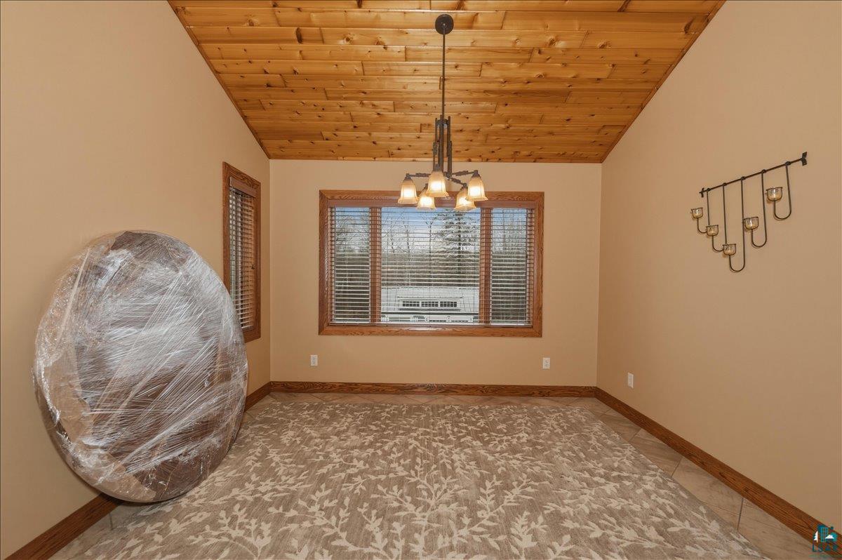 3977 Lavaque Rd, Hermantown, MN 55811 Listing Photo  10