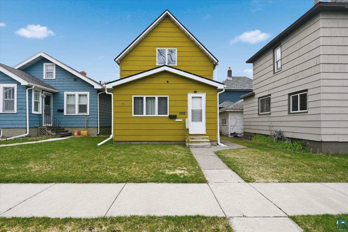 1105 Weeks Ave, Superior, WI 54880 Listing Photo  1