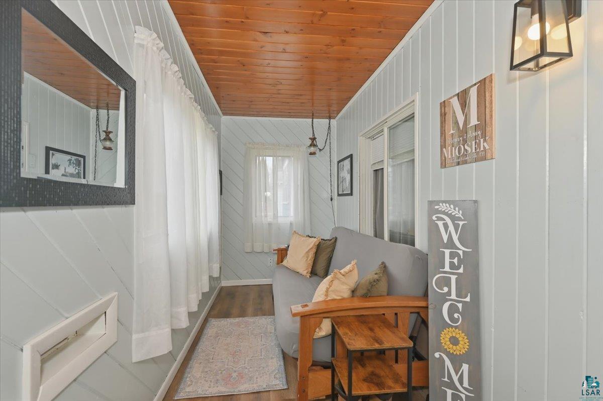 1105 Weeks Ave, Superior, WI 54880 Listing Photo  3