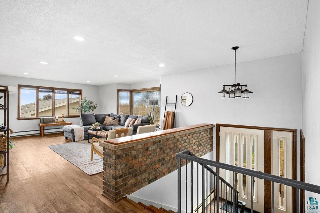 2332 Springvale Rd, Duluth, MN 55811 Listing Photo  3