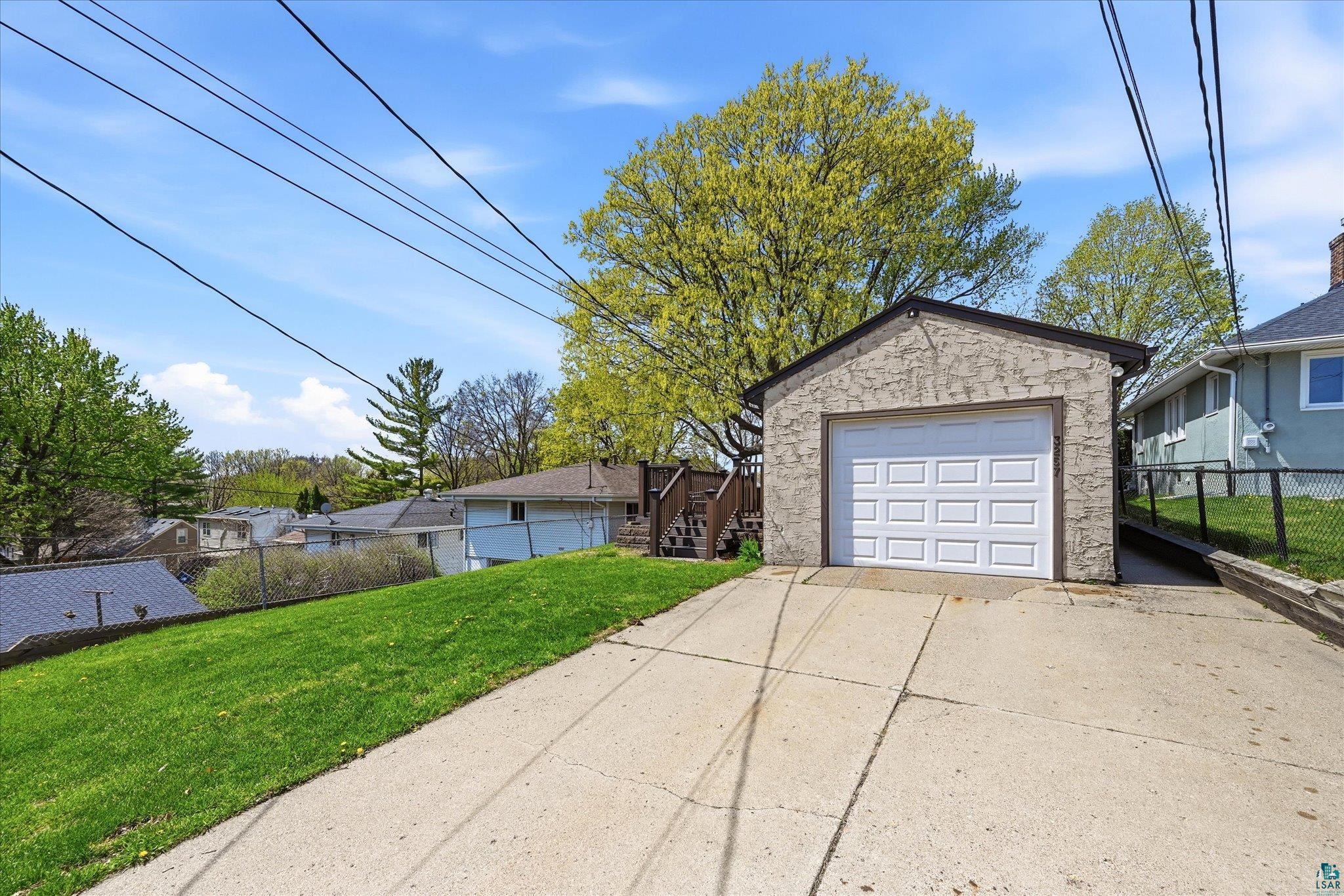 3257 Hayes St NE, Minneapolis, MN 55418 Listing Photo  4
