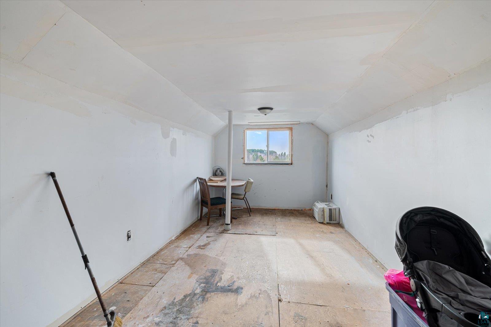 429 S 4th Ave E, Ely, MN 55731 Listing Photo  48