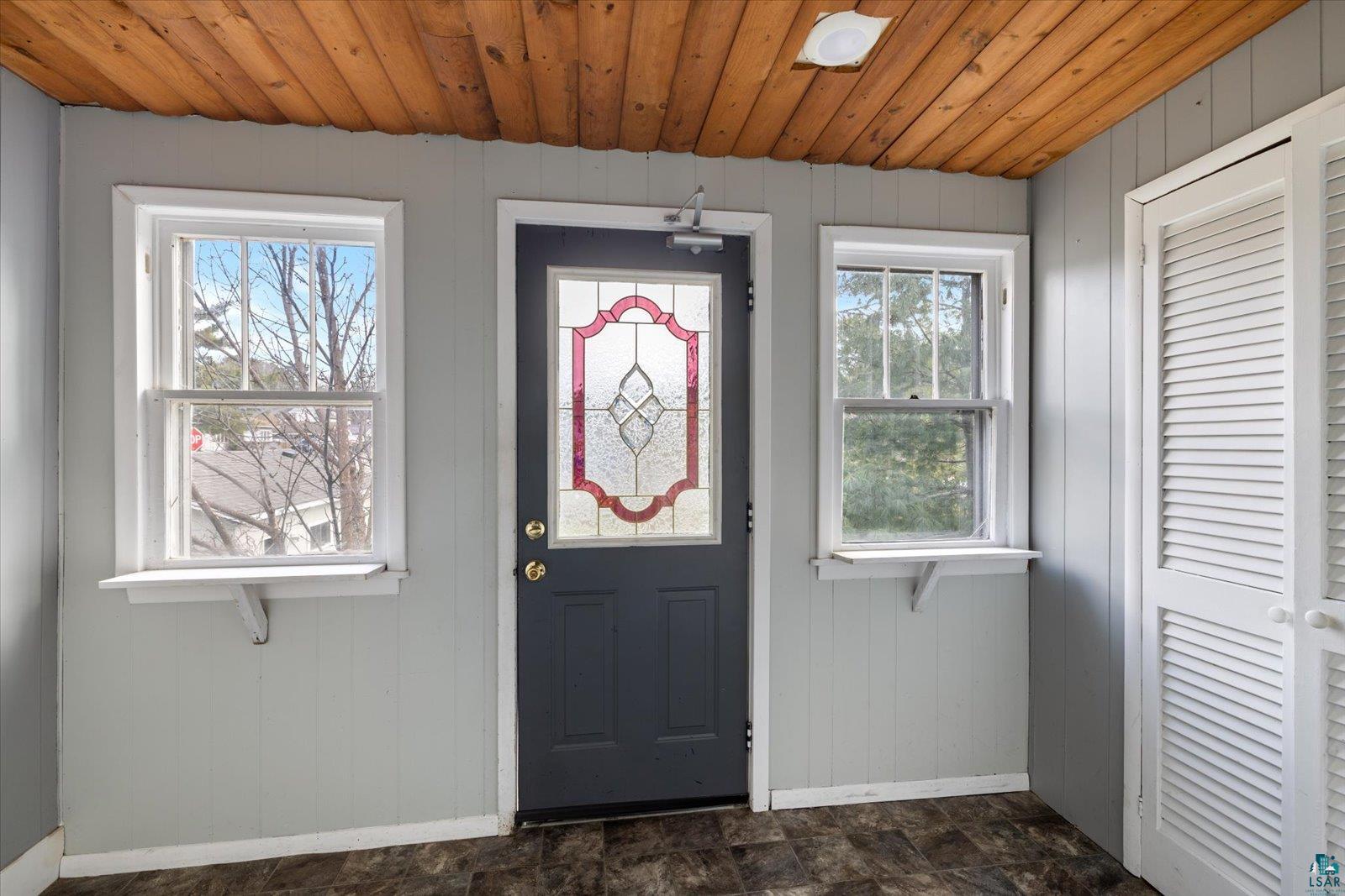 429 S 4th Ave E, Ely, MN 55731 Listing Photo  9