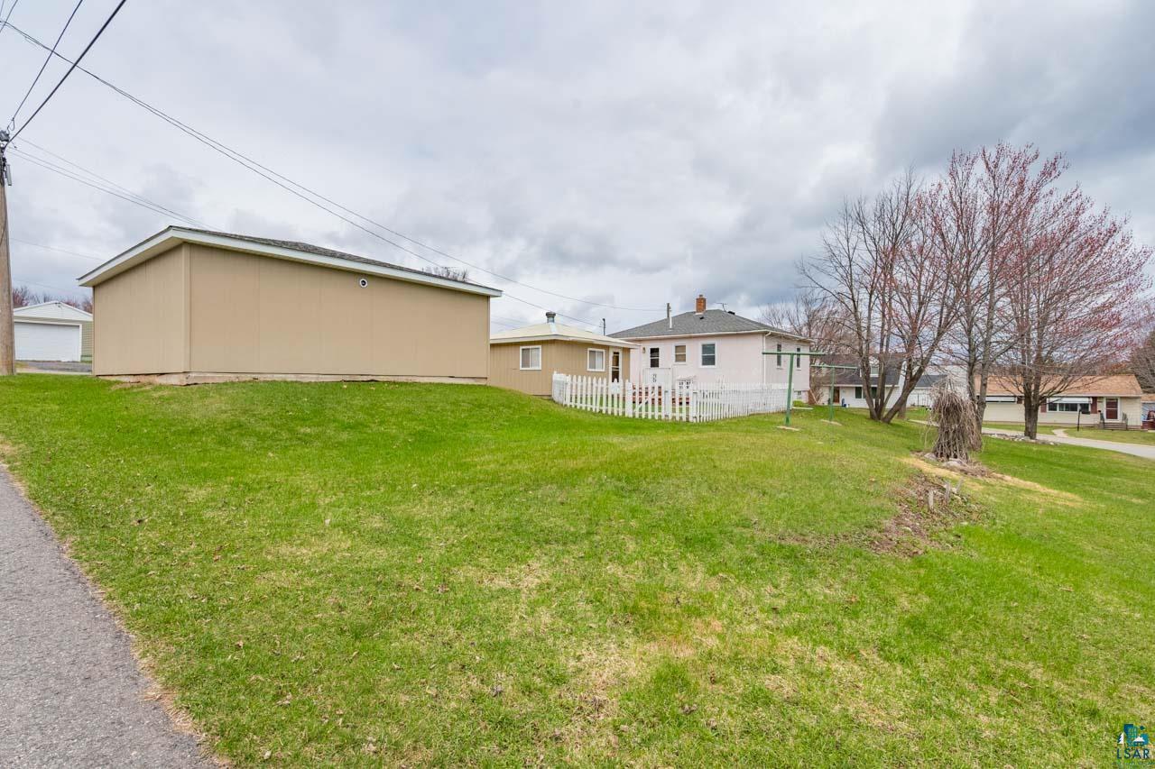 319 W Michigan Ave, Gilbert, MN 55741-0000 Listing Photo  36