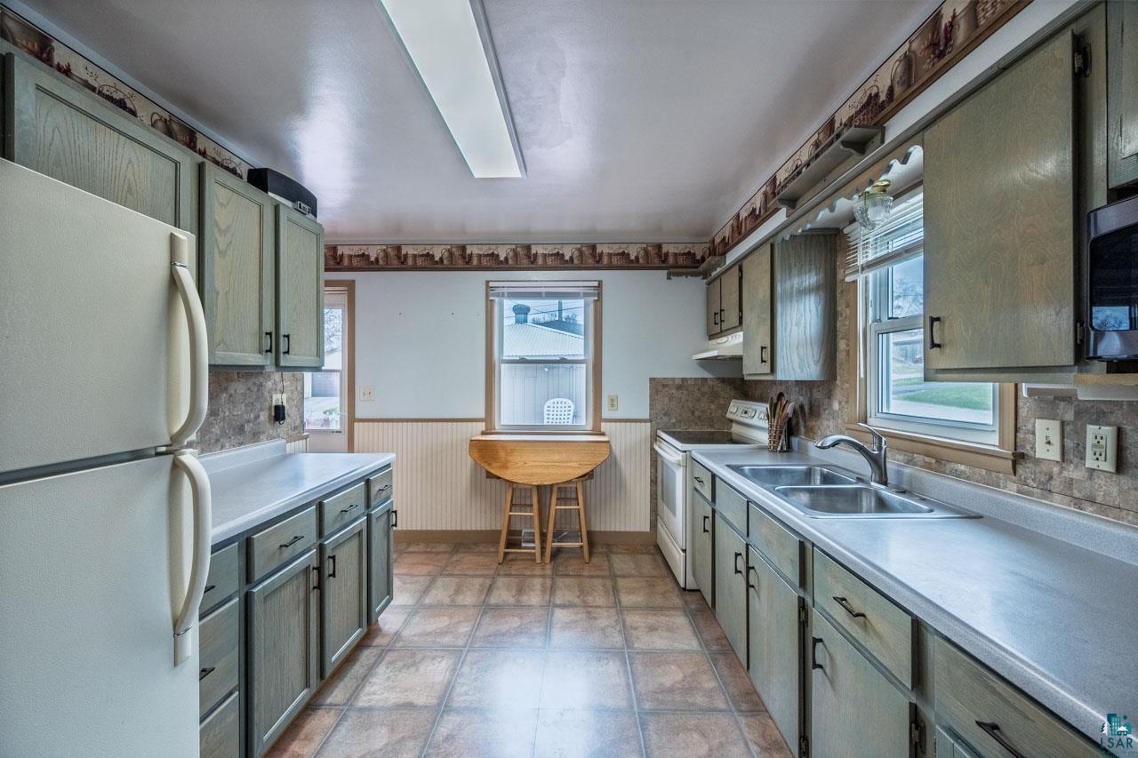 319 W Michigan Ave, Gilbert, MN 55741-0000 Listing Photo  9
