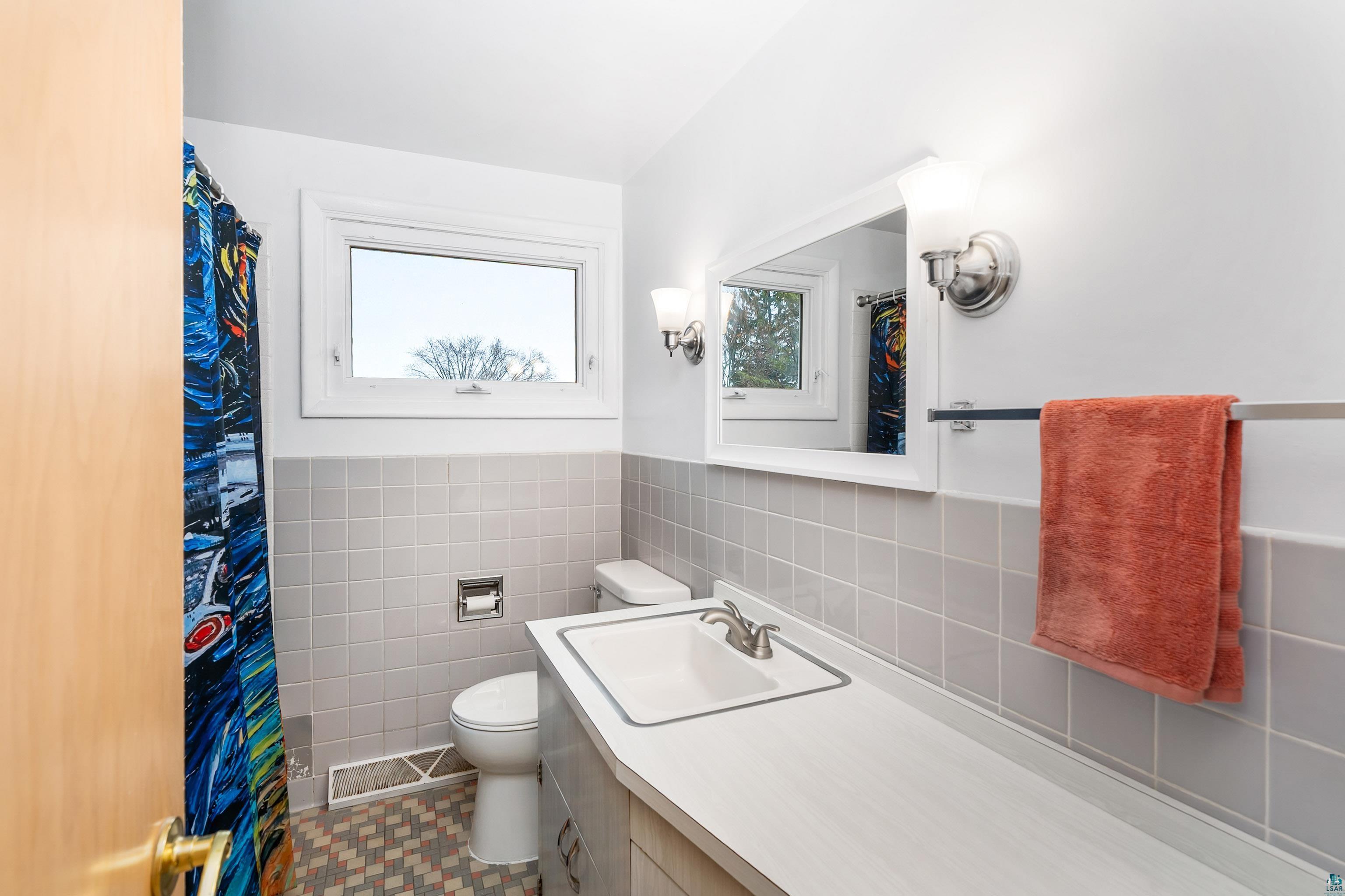 4011 Pitt St, Duluth, MN 55804 Listing Photo  15