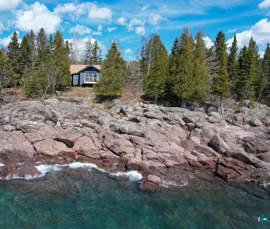4526 Cascade Beach Rd, Lutsen, MN 55612 Listing Photo  1
