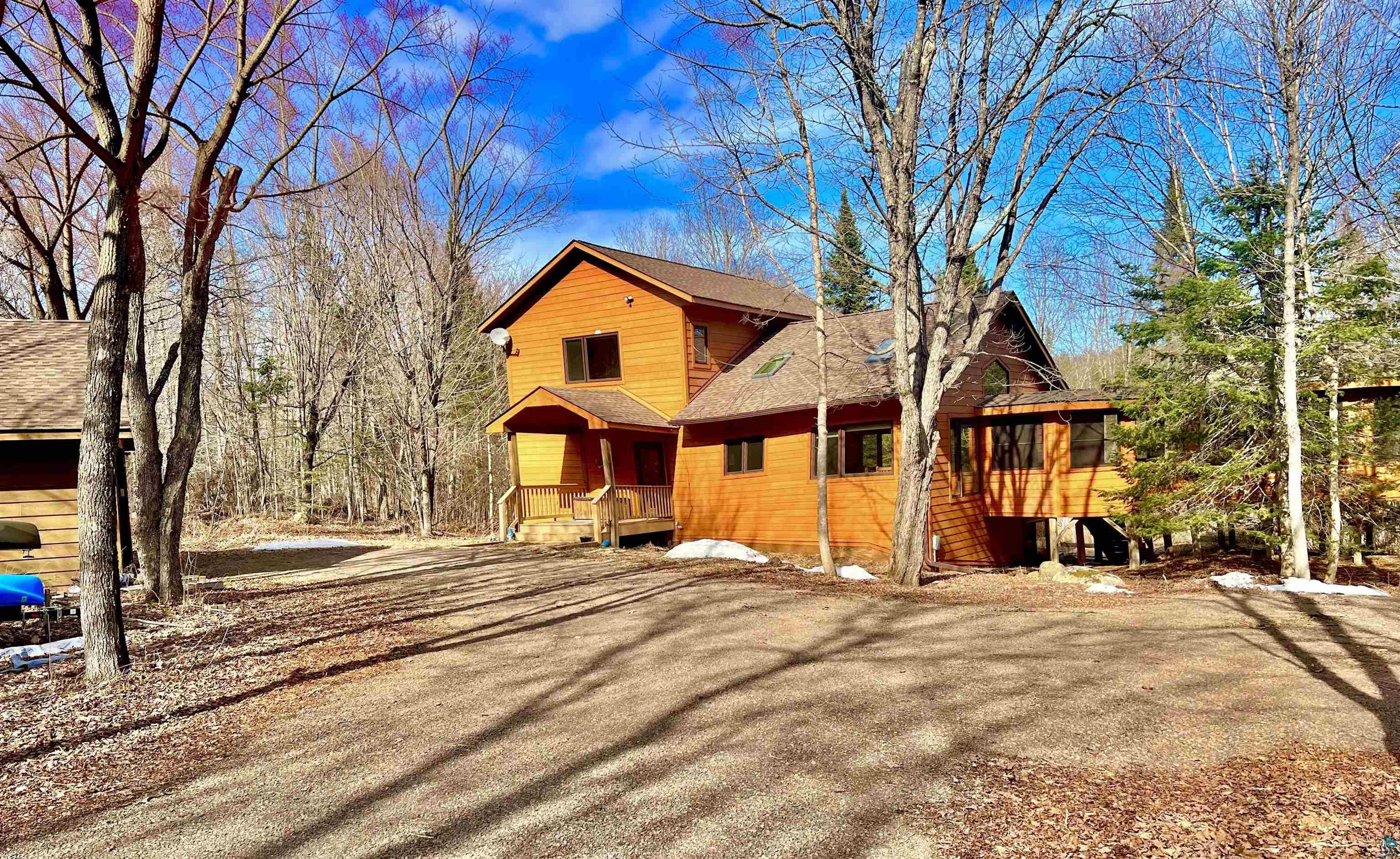 38 Sawmill Ln, Lutsen, MN 55612 Listing Photo  2