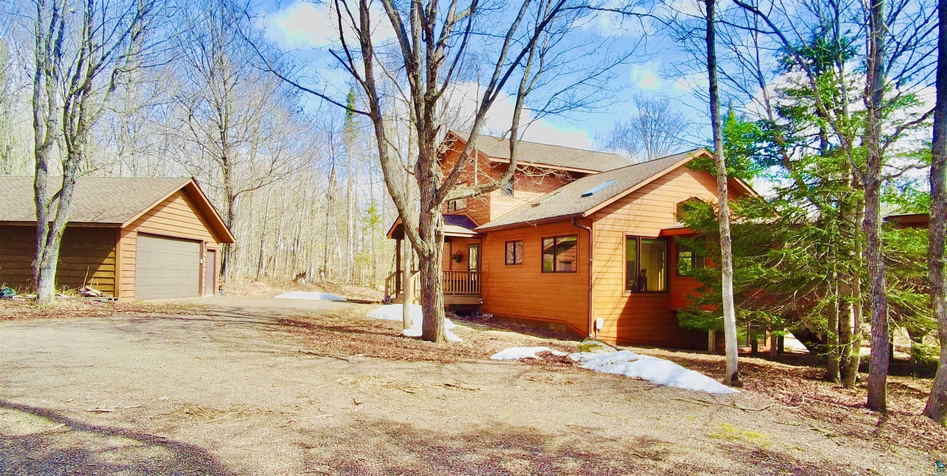 38 Sawmill Ln, Lutsen, MN 55612 Listing Photo  4