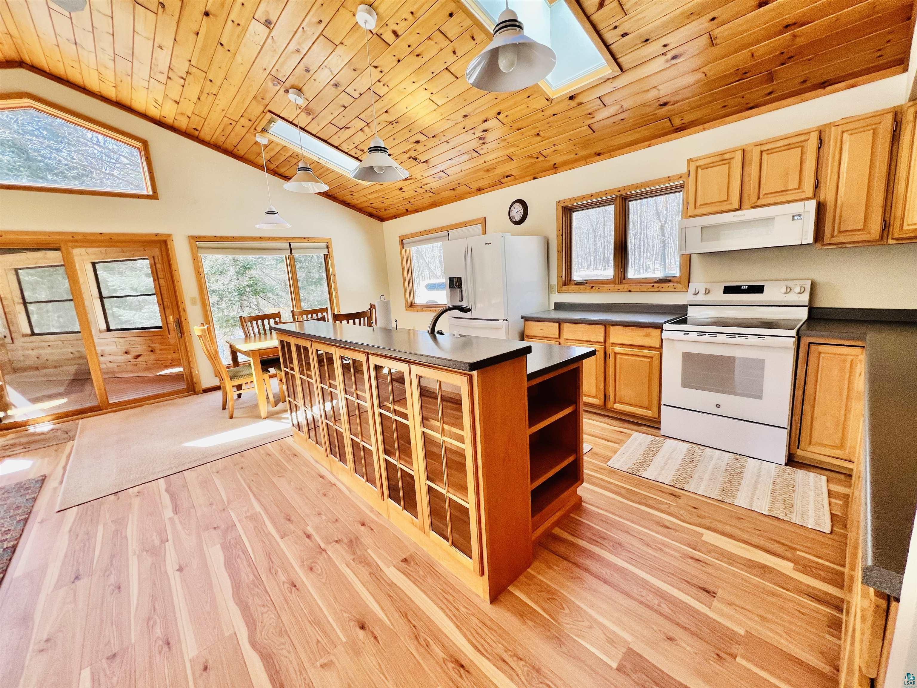 38 Sawmill Ln, Lutsen, MN 55612 Listing Photo  6