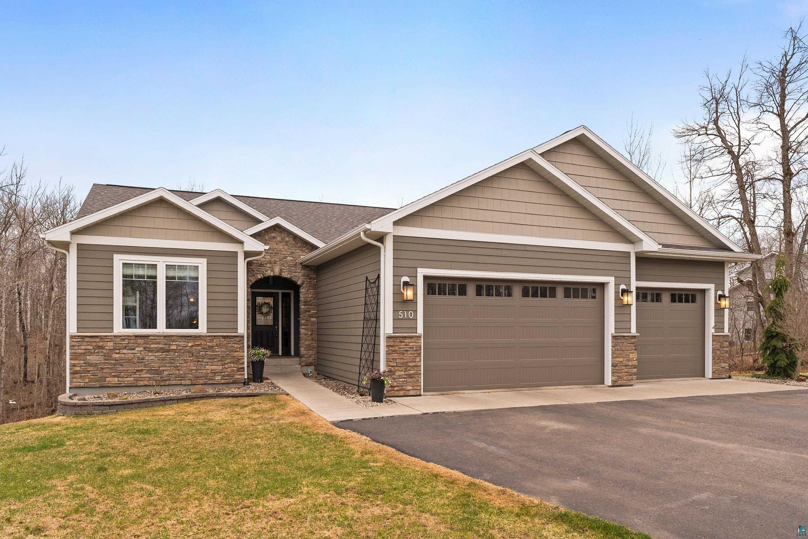 510 Crystal Dr, Duluth, MN 55811 Listing Photo  1