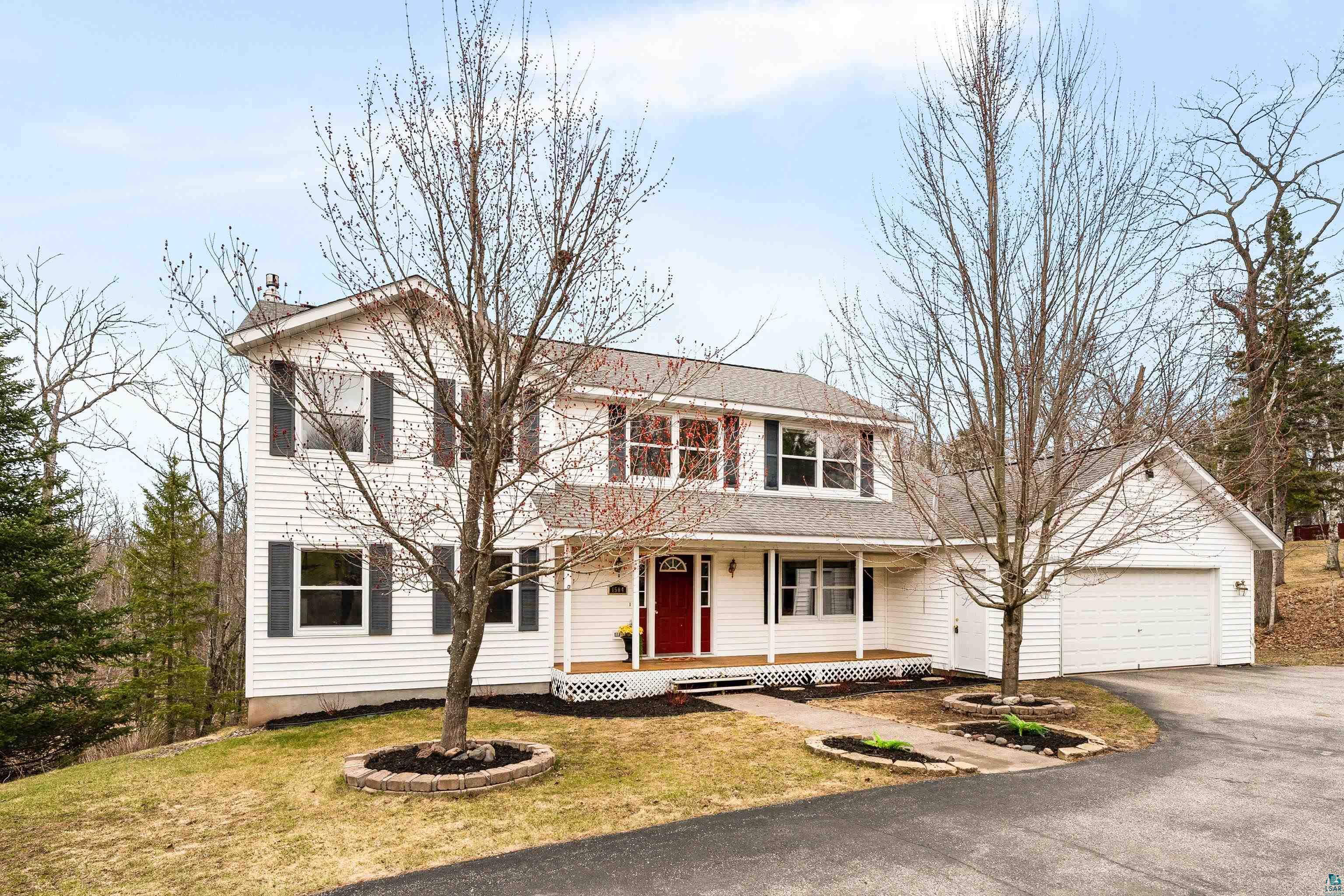 1504 Minneapolis Ave, Duluth, MN 55803 Listing Photo  1