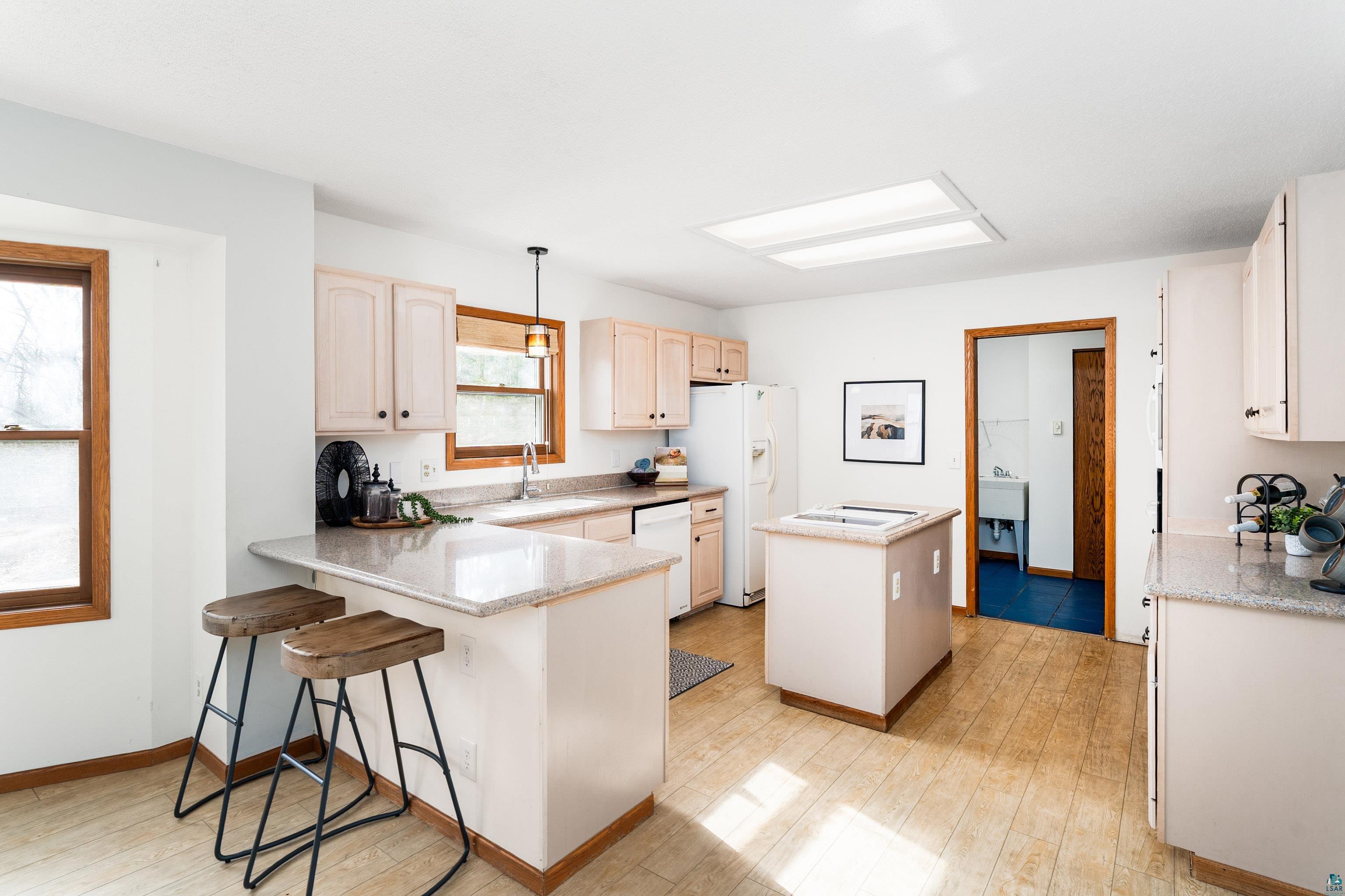 1504 Minneapolis Ave, Duluth, MN 55803 Listing Photo  13