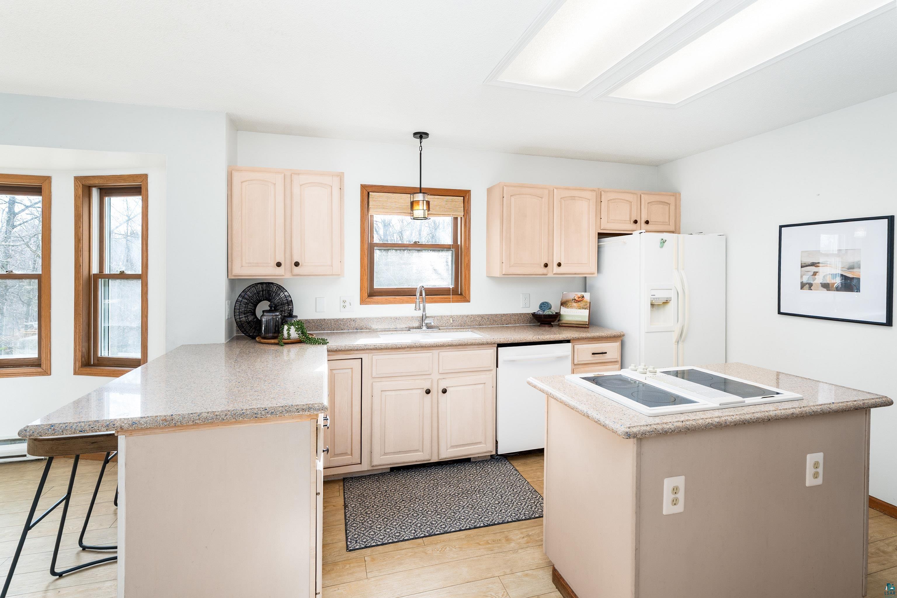 1504 Minneapolis Ave, Duluth, MN 55803 Listing Photo  15