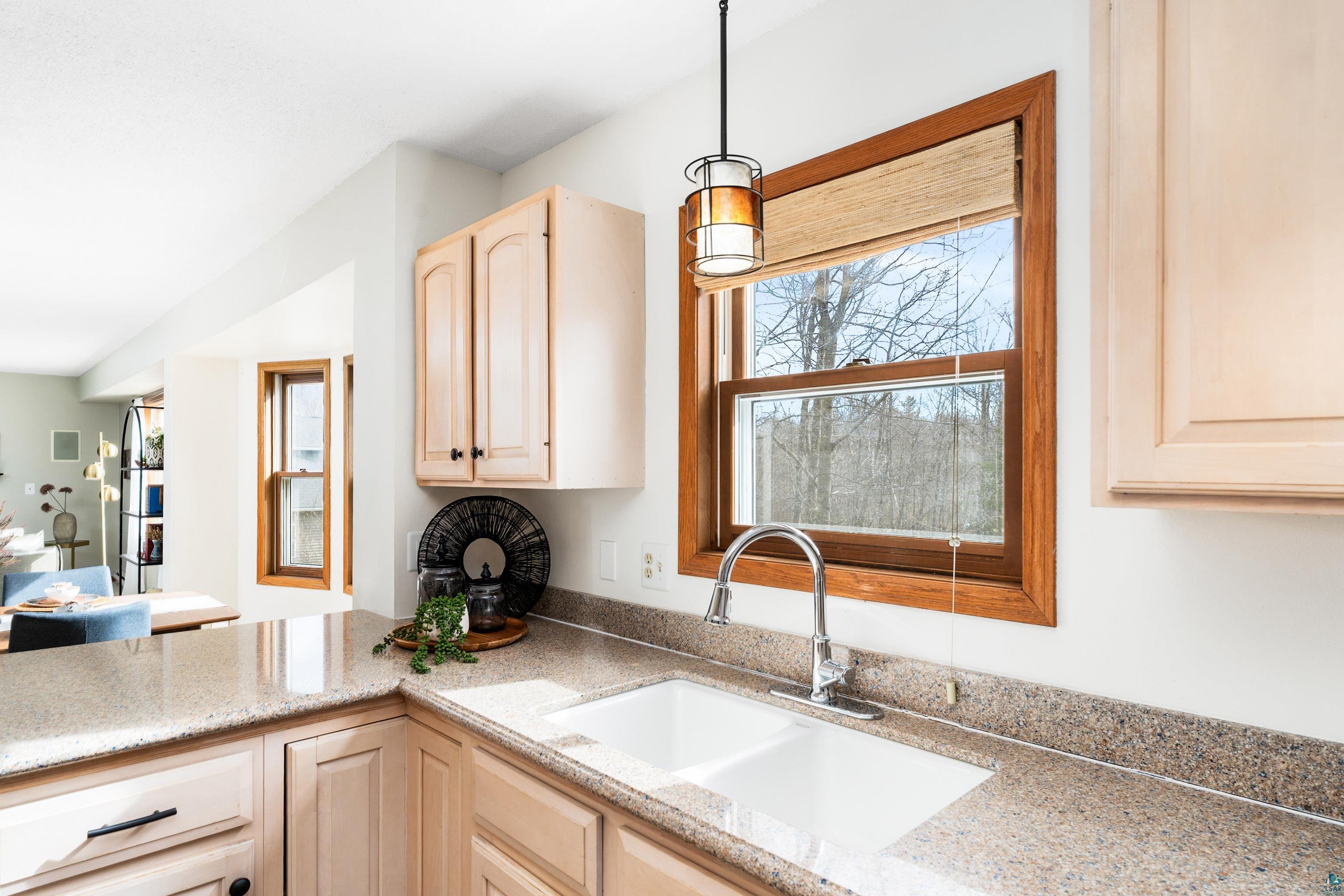 1504 Minneapolis Ave, Duluth, MN 55803 Listing Photo  18