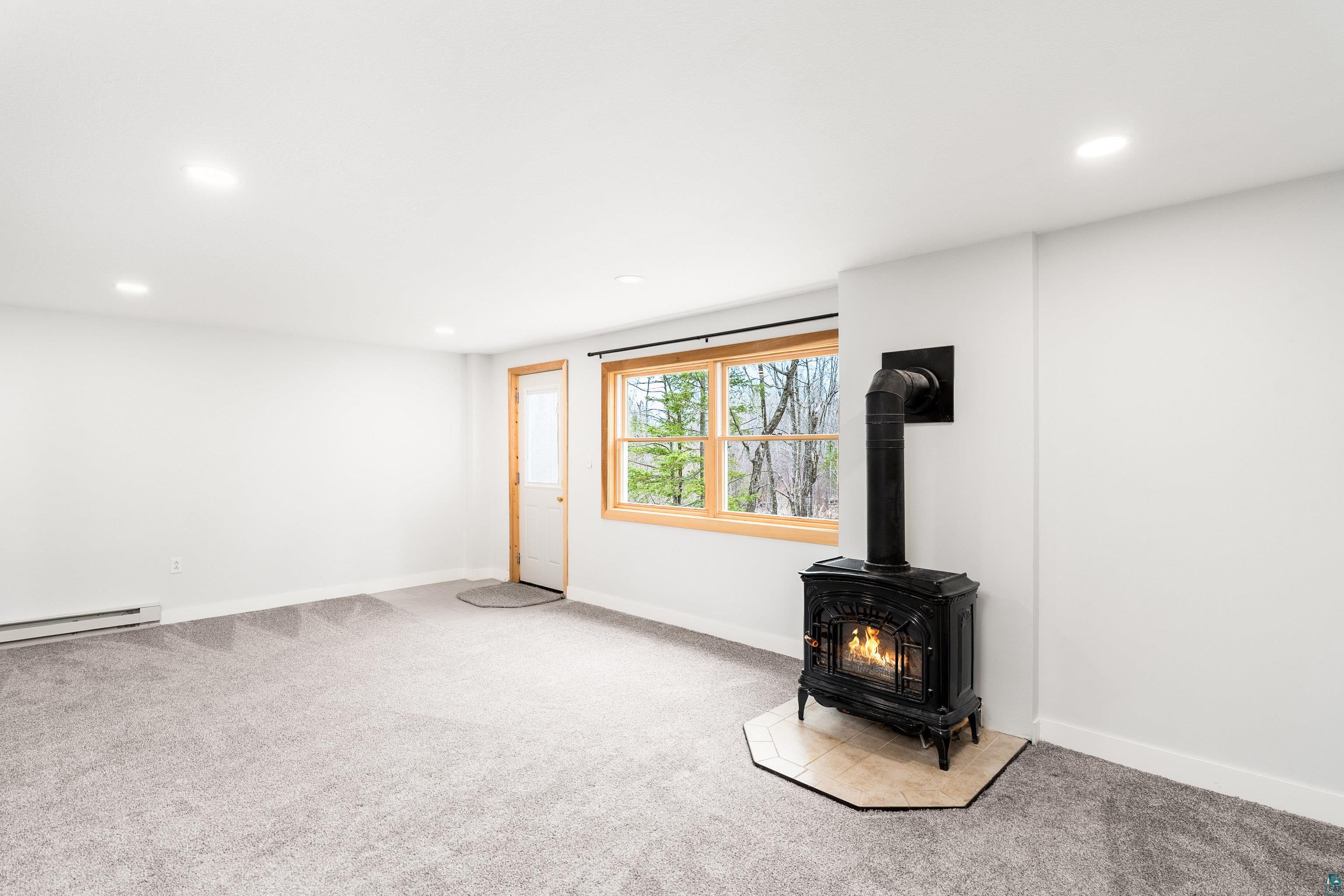 1504 Minneapolis Ave, Duluth, MN 55803 Listing Photo  46