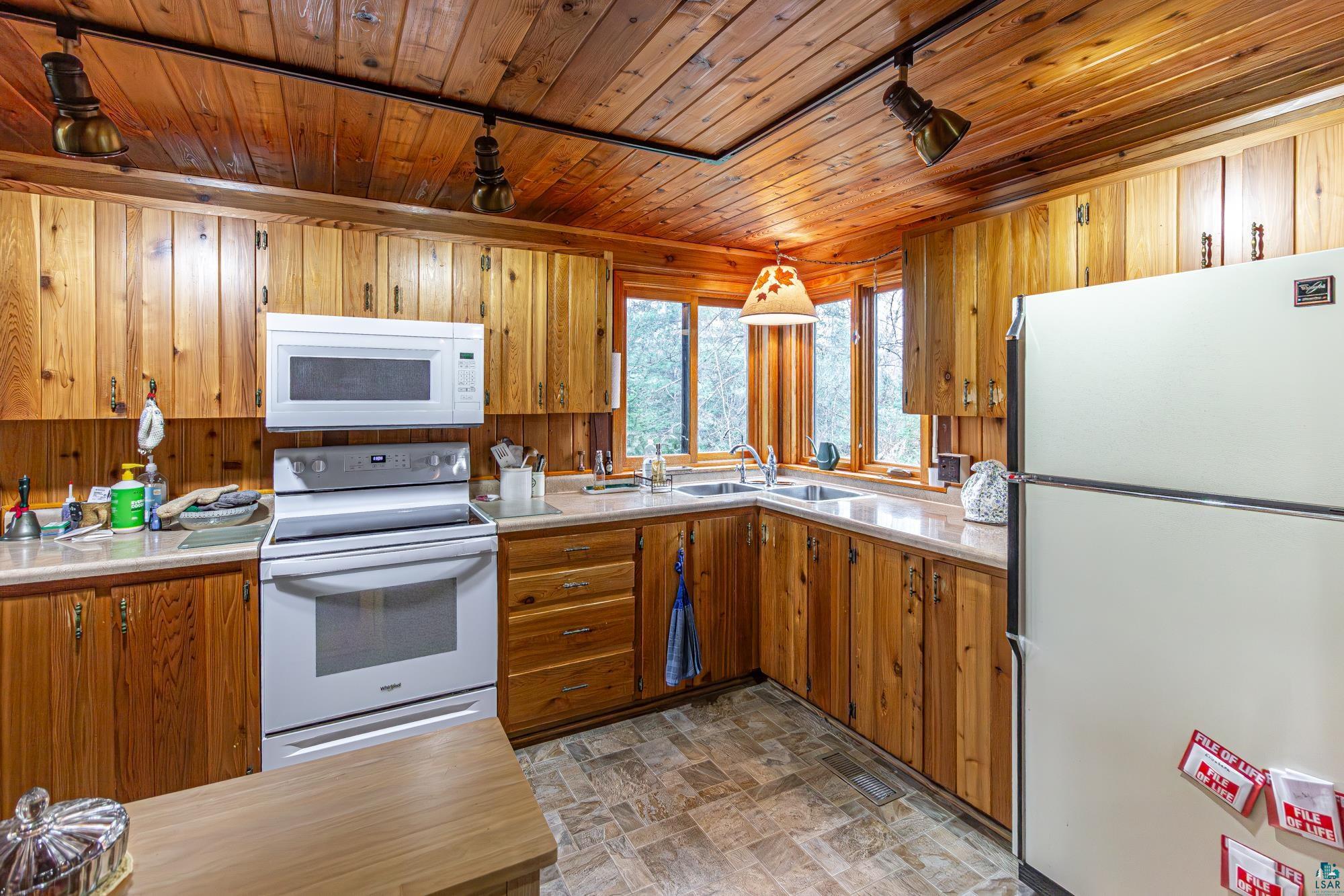 1347 Walsh Rd, Ely, MN 55731 Listing Photo  10