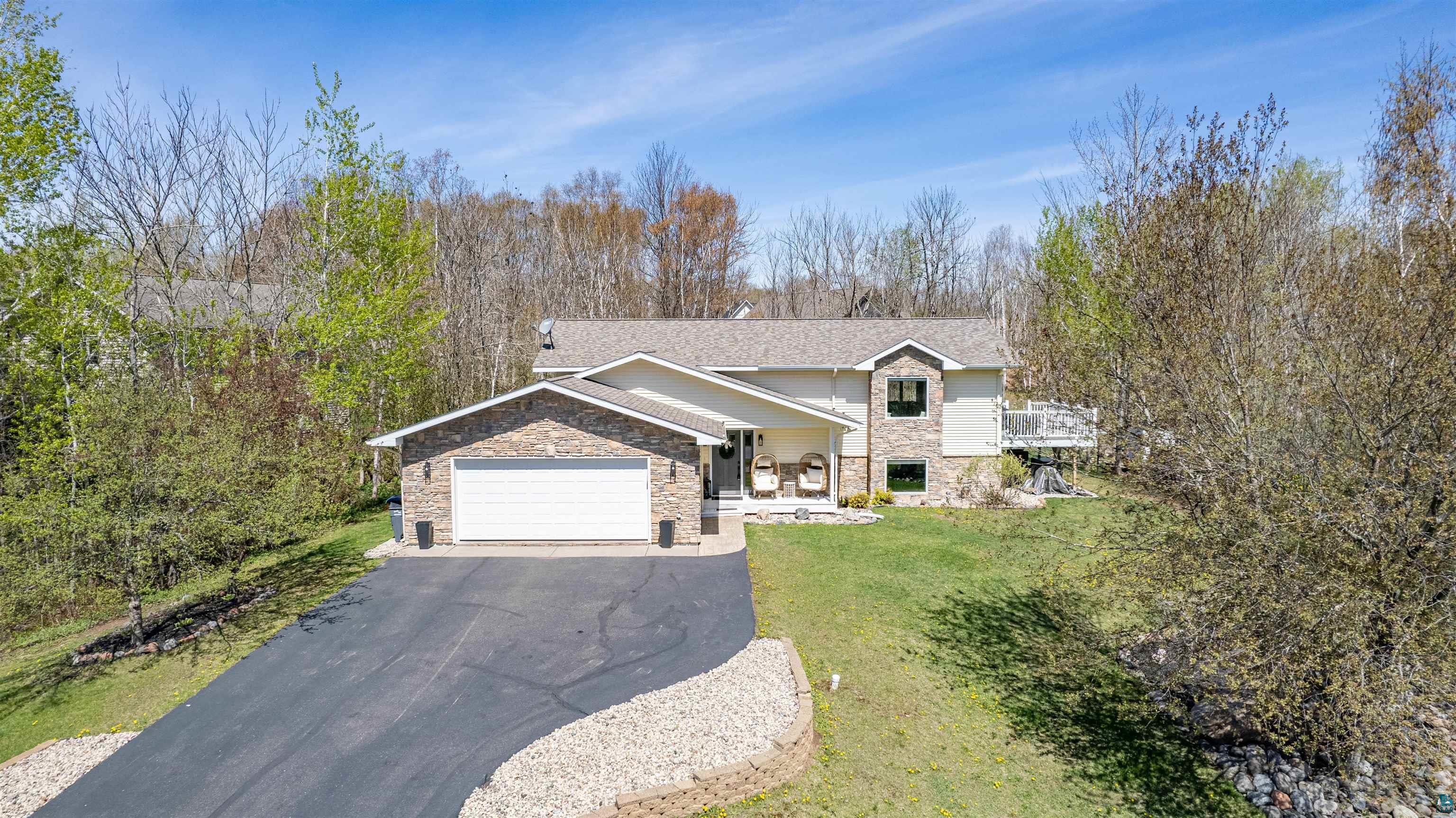 4809 Oak Ridge Dr, Hermantown, MN 55811 Listing Photo  2