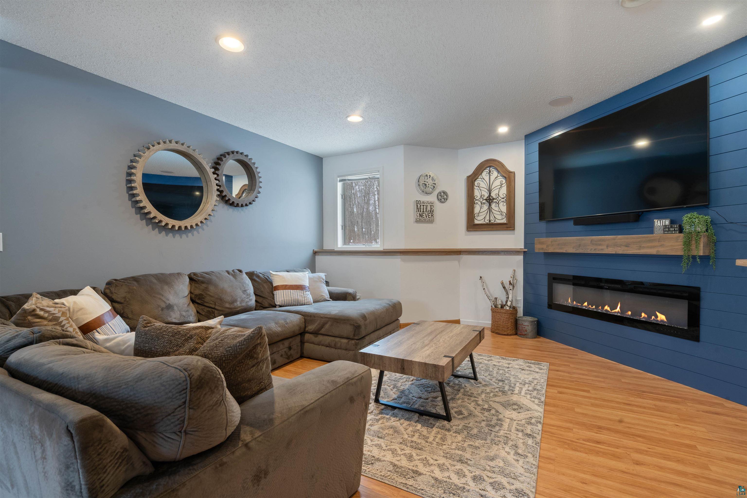4809 Oak Ridge Dr, Hermantown, MN 55811 Listing Photo  18