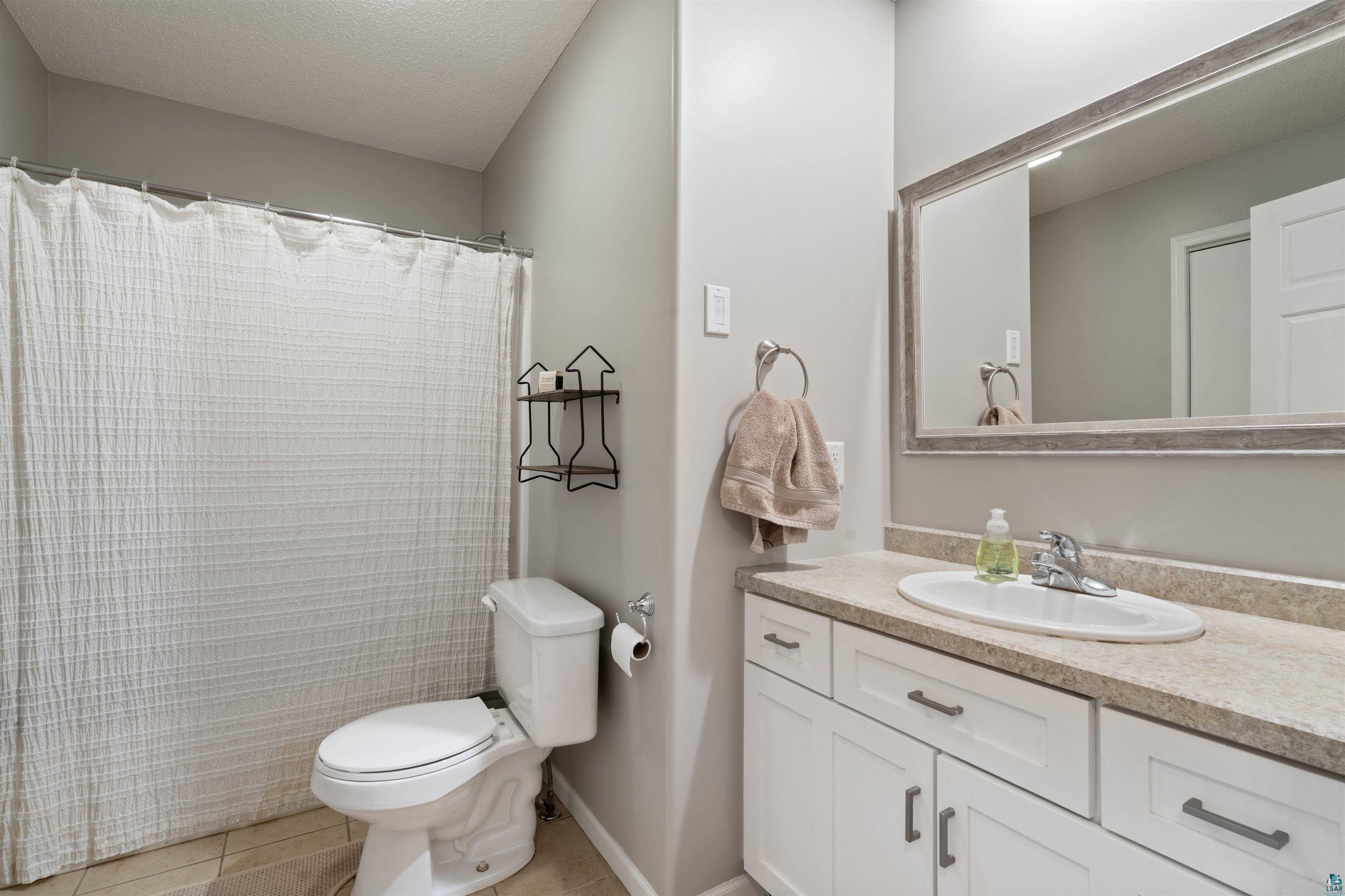 4809 Oak Ridge Dr, Hermantown, MN 55811 Listing Photo  31