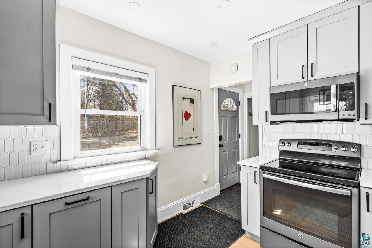 308 Maryland St, Duluth, MN 55803 Listing Photo  18
