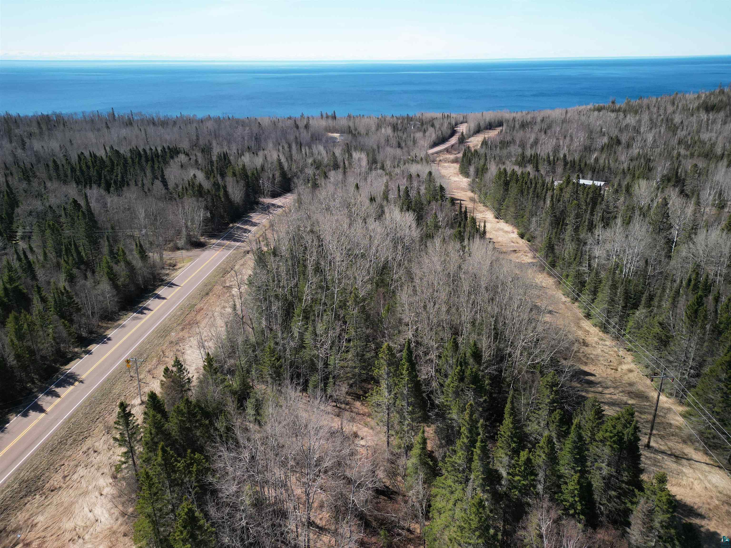 2983 County Rd 7, Grand Marais, MN 55604 Listing Photo  3