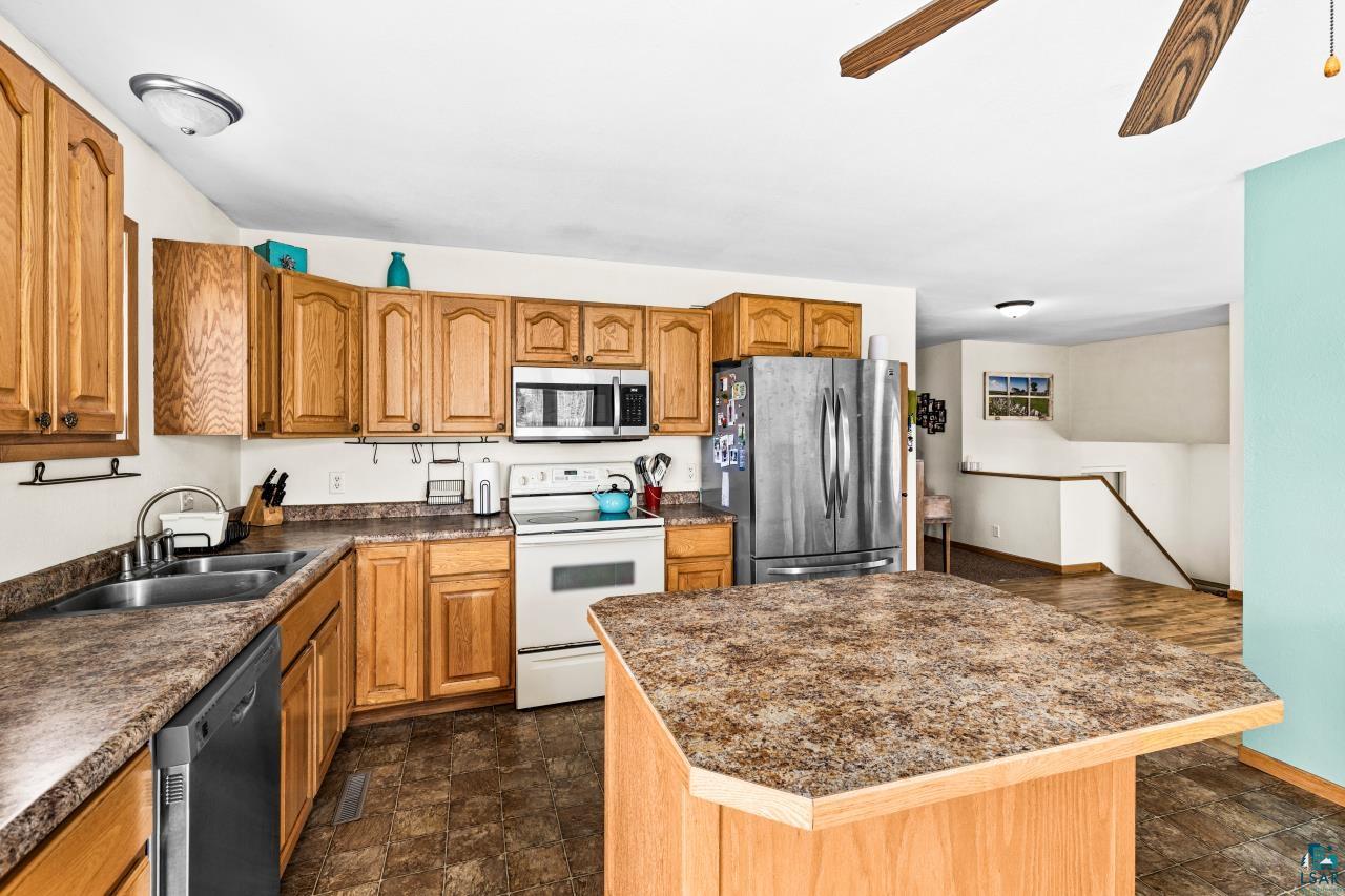 2667 Chloe Ln, Carlton, MN 55718 Listing Photo  3