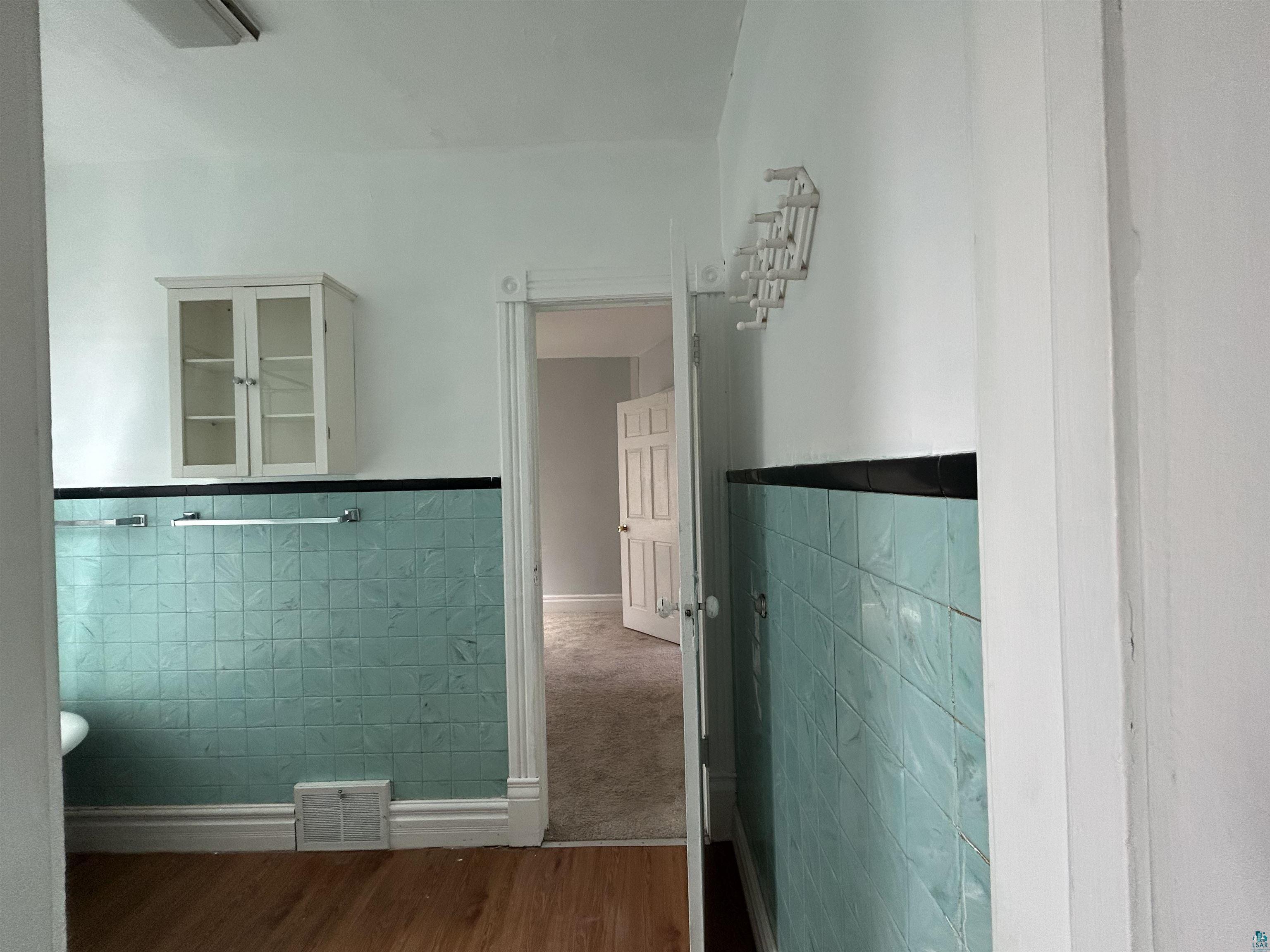 1302 W 1st St, Duluth, MN 55806 Listing Photo  21