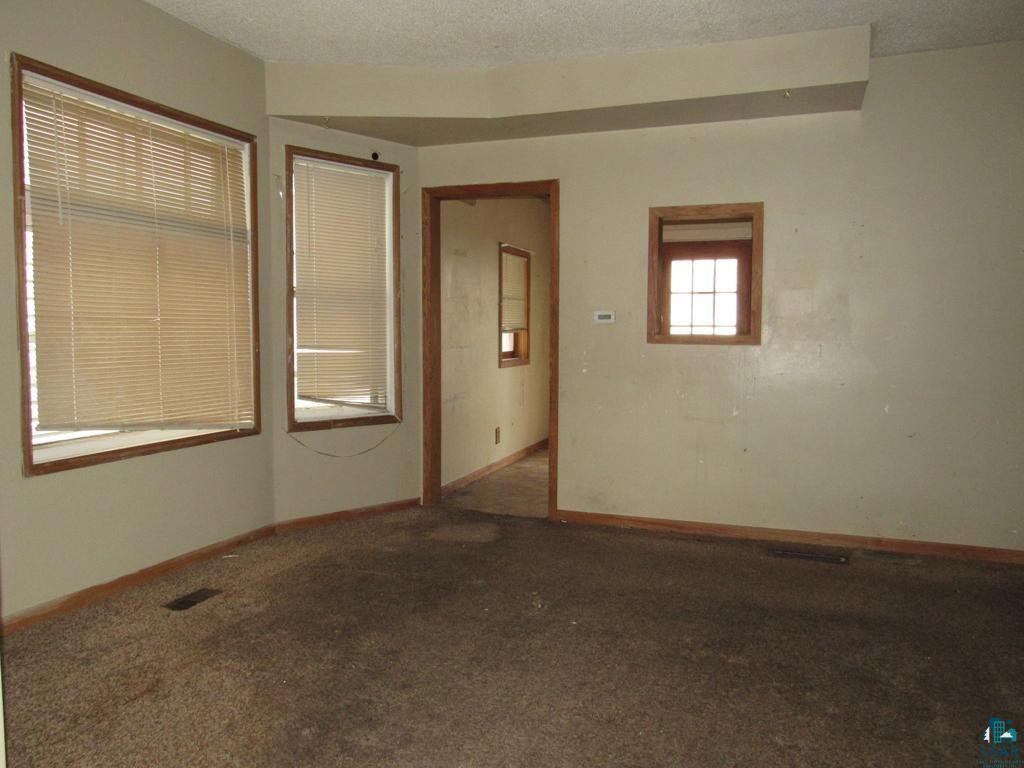 2629 W 2nd St, Duluth, MN 55806 Listing Photo  4