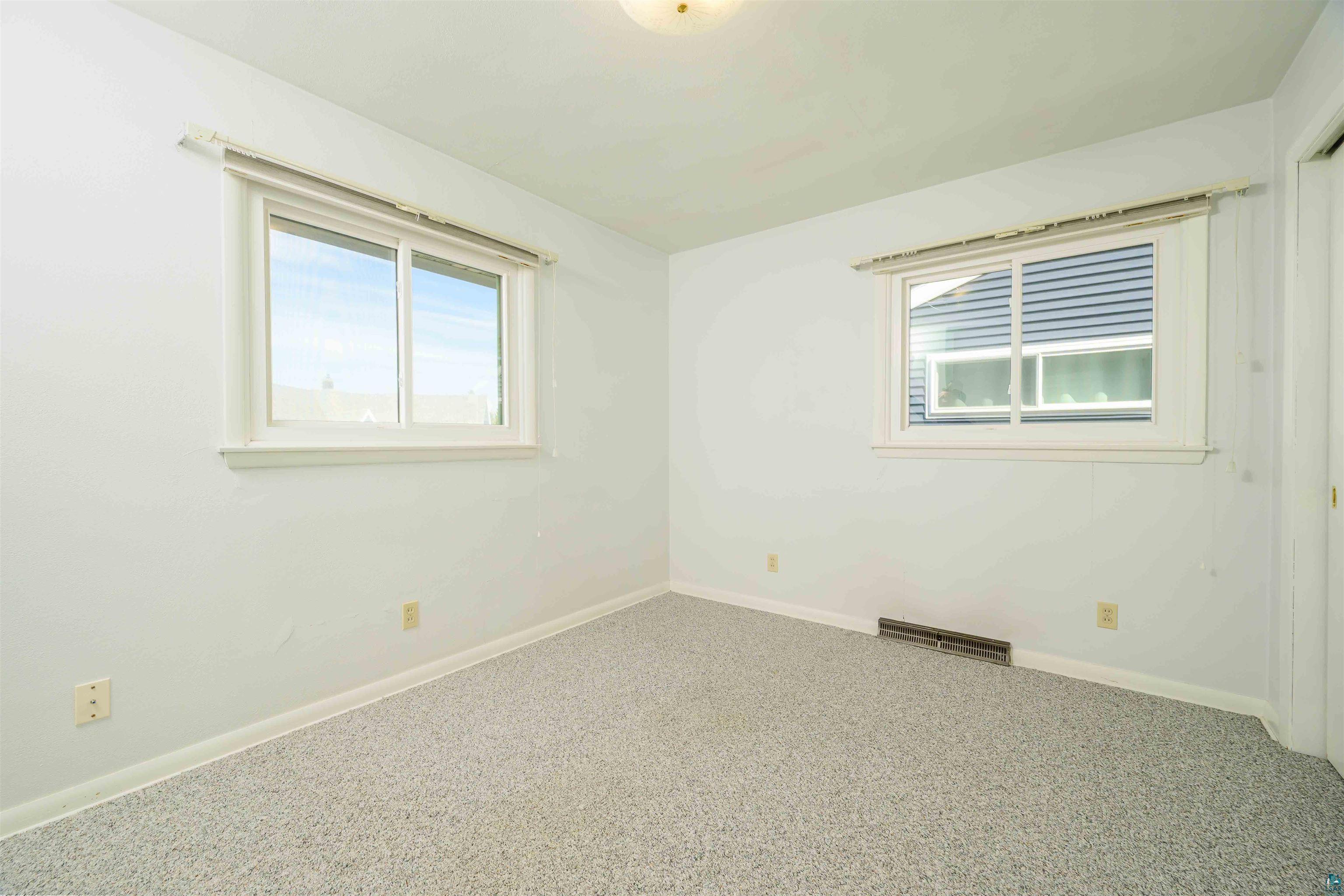 3714 Woodland Ave, Duluth, MN 55803 Listing Photo  15