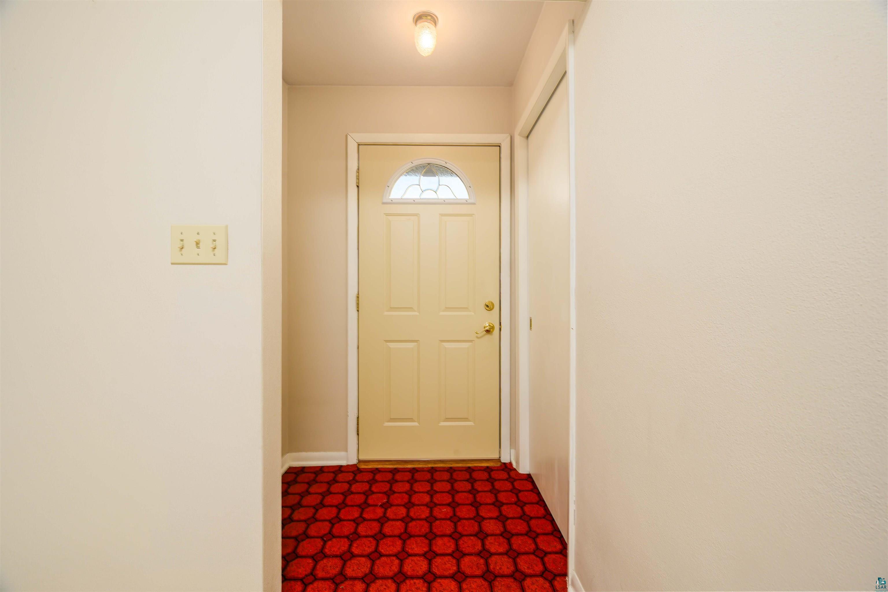 3714 Woodland Ave, Duluth, MN 55803 Listing Photo  3