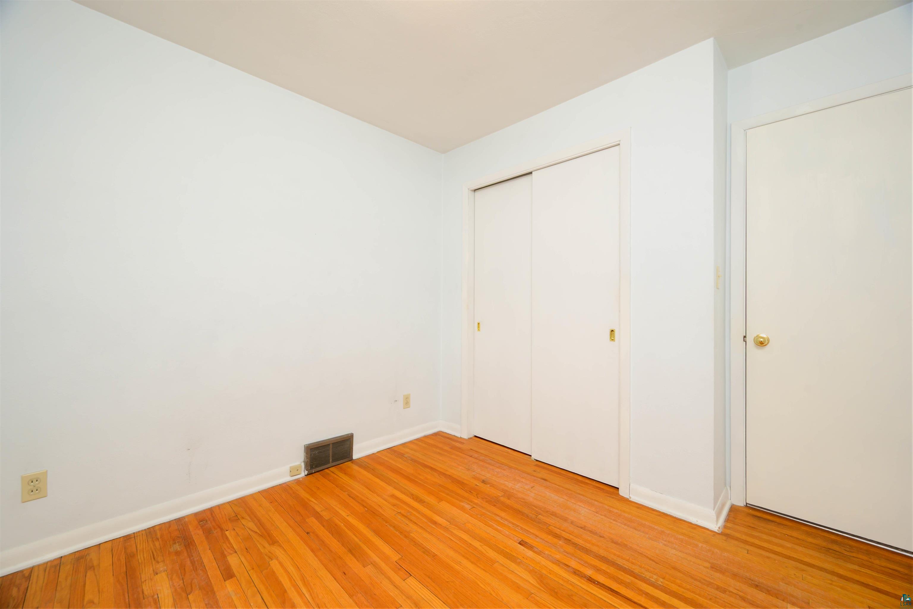 3714 Woodland Ave, Duluth, MN 55803 Listing Photo  21