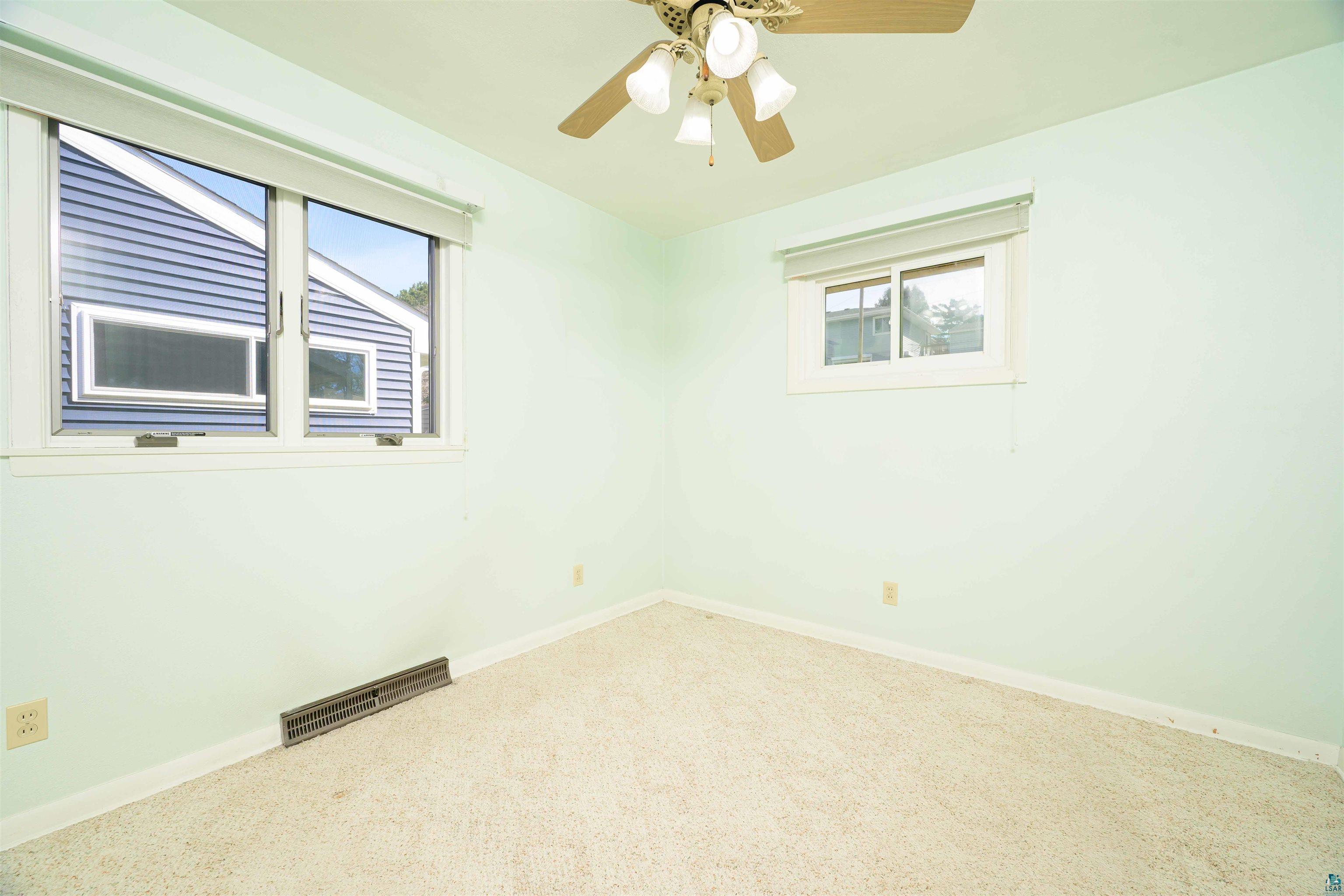 3714 Woodland Ave, Duluth, MN 55803 Listing Photo  24