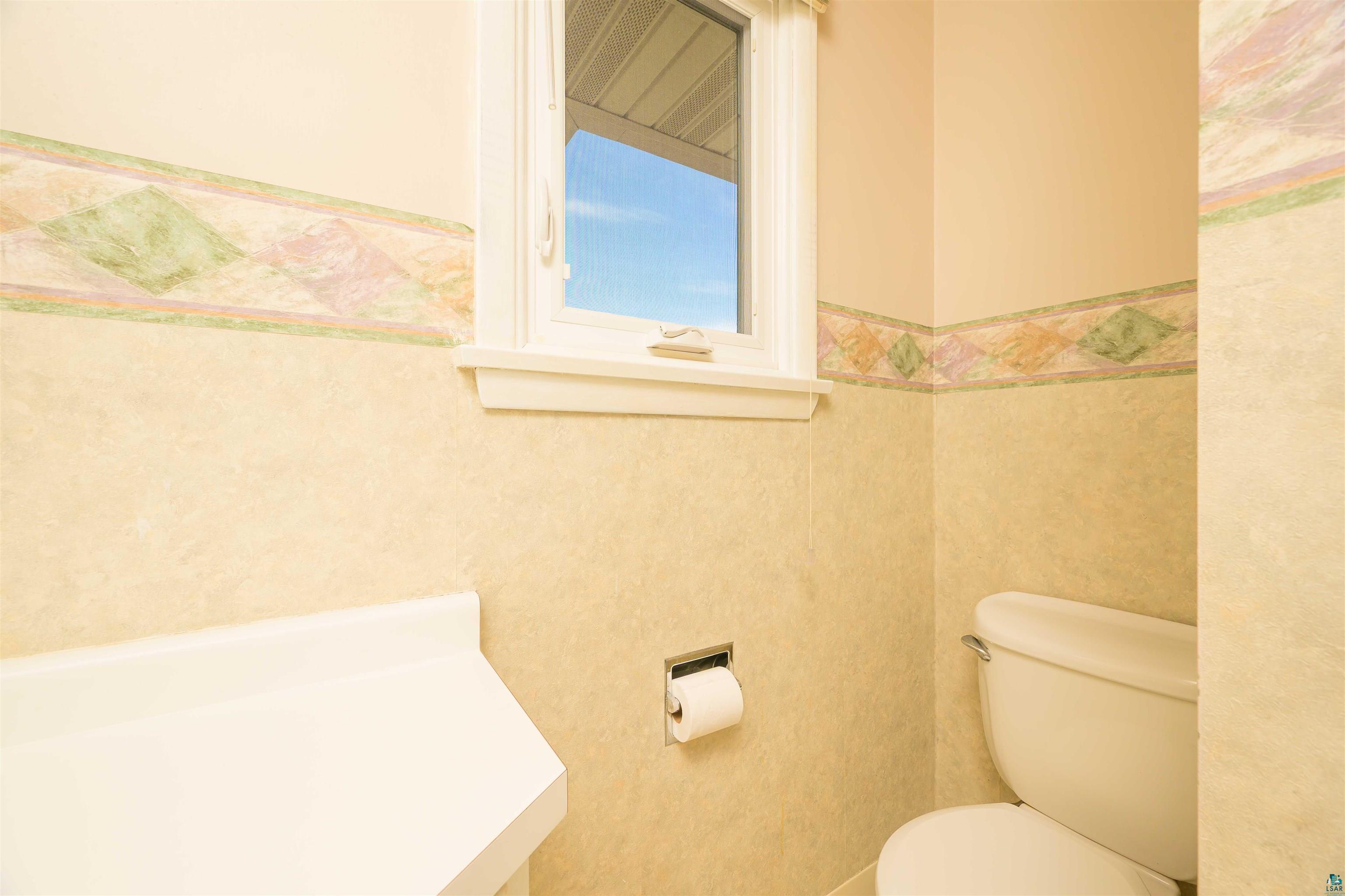 3714 Woodland Ave, Duluth, MN 55803 Listing Photo  32