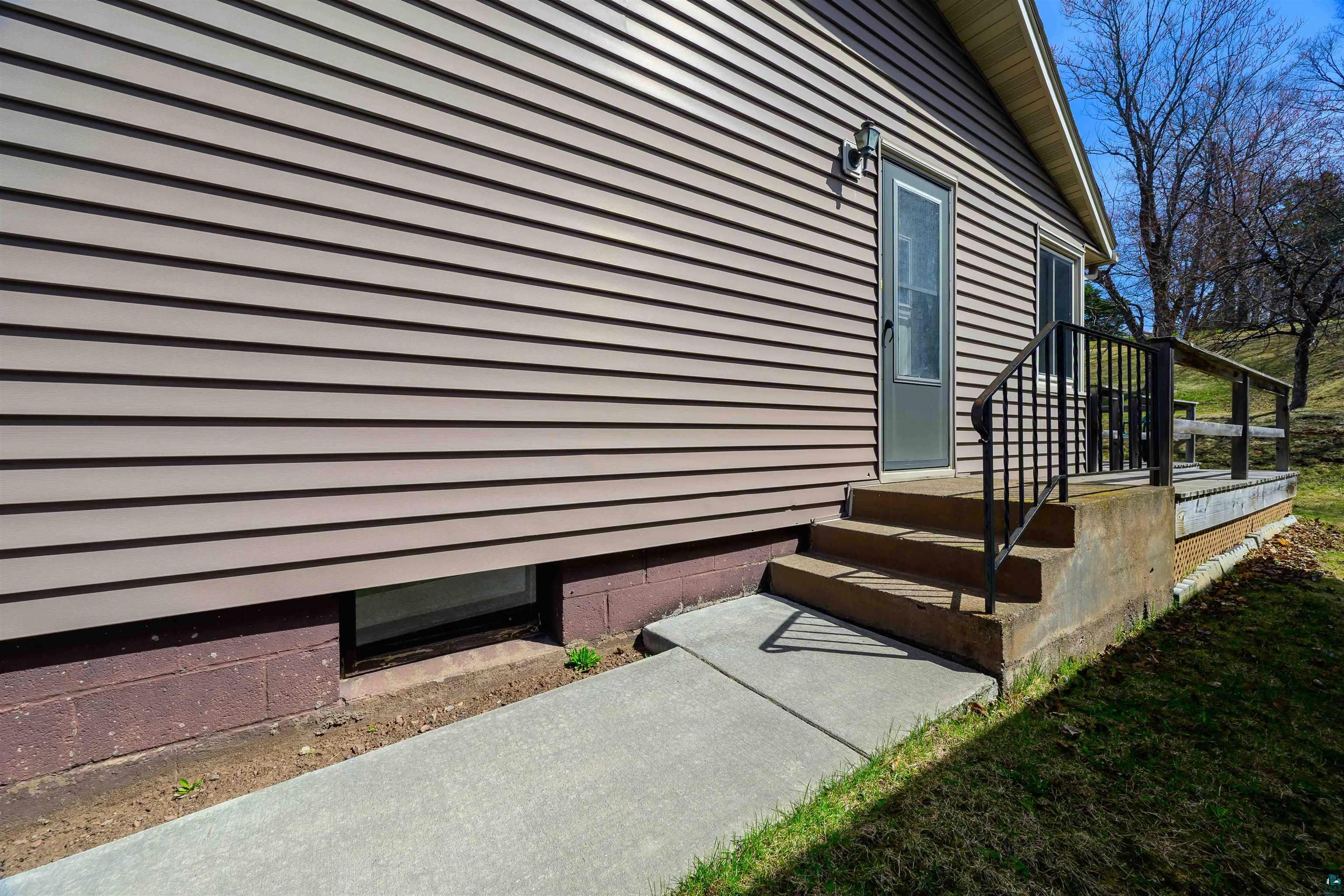 3714 Woodland Ave, Duluth, MN 55803 Listing Photo  49
