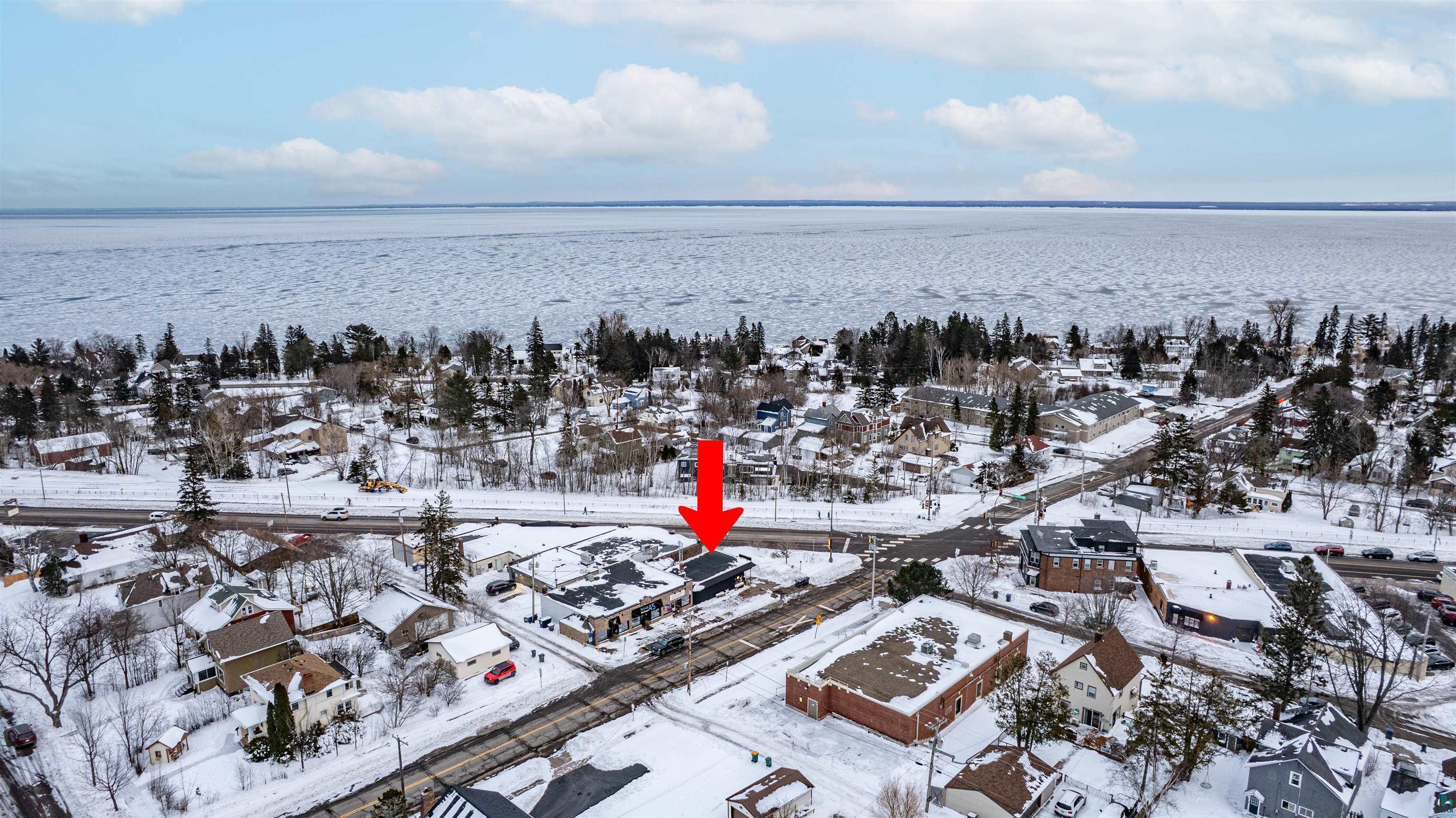 4501 E Superior St, Duluth, MN 55804 Listing Photo  2