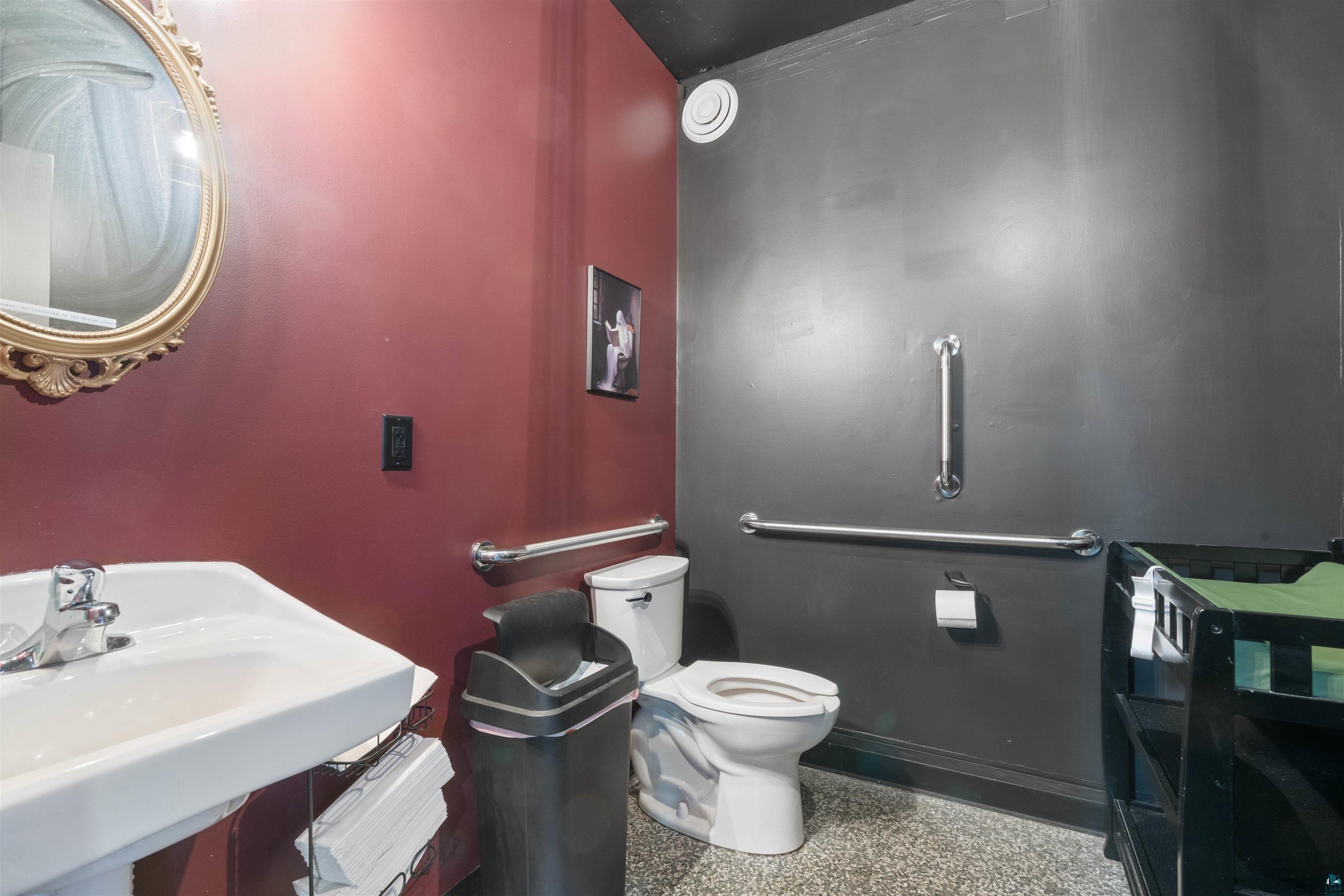 4501 E Superior St, Duluth, MN 55804 Listing Photo  14