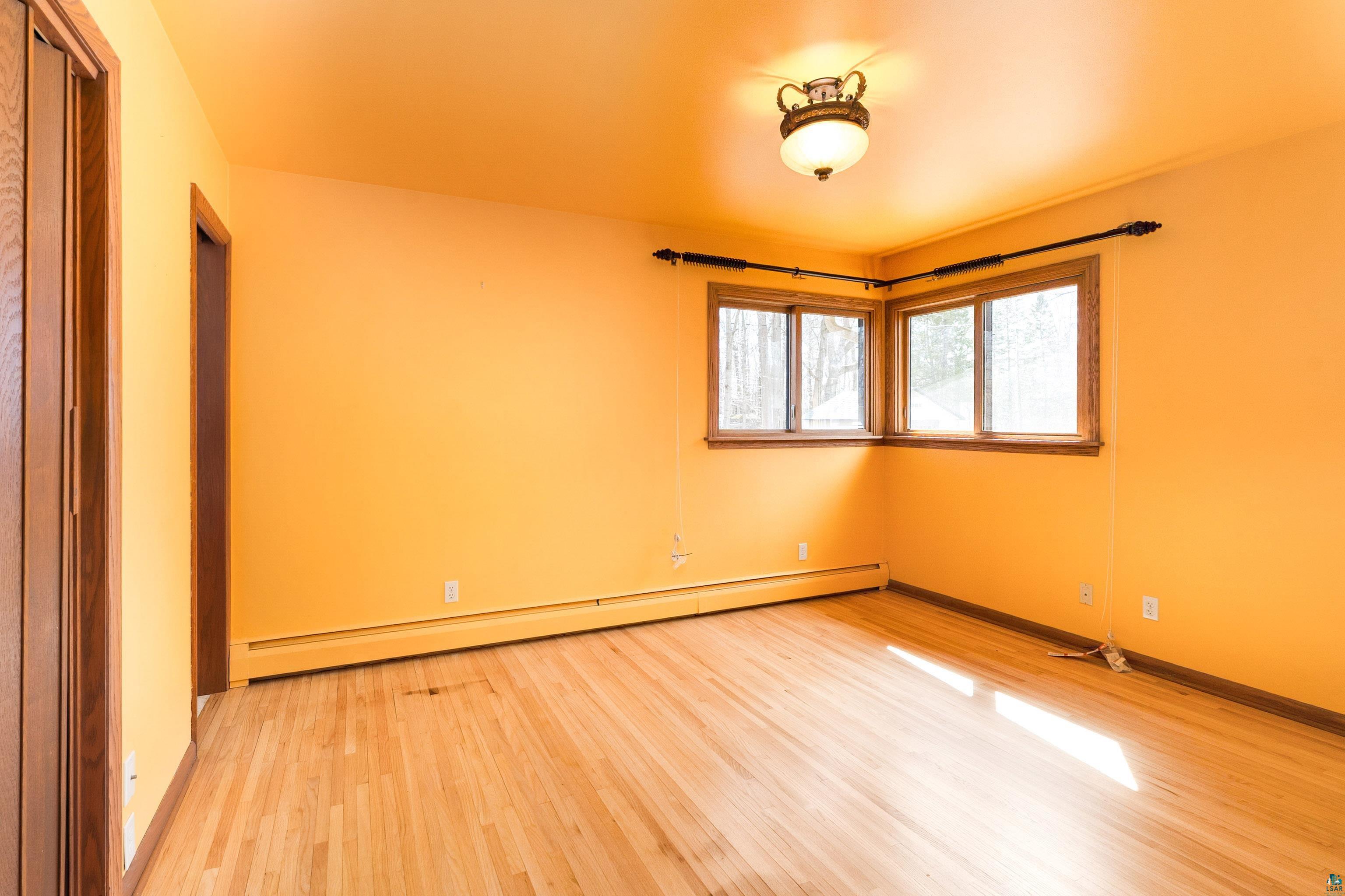 330 E Faribault St, Duluth, MN 55803 Listing Photo  16