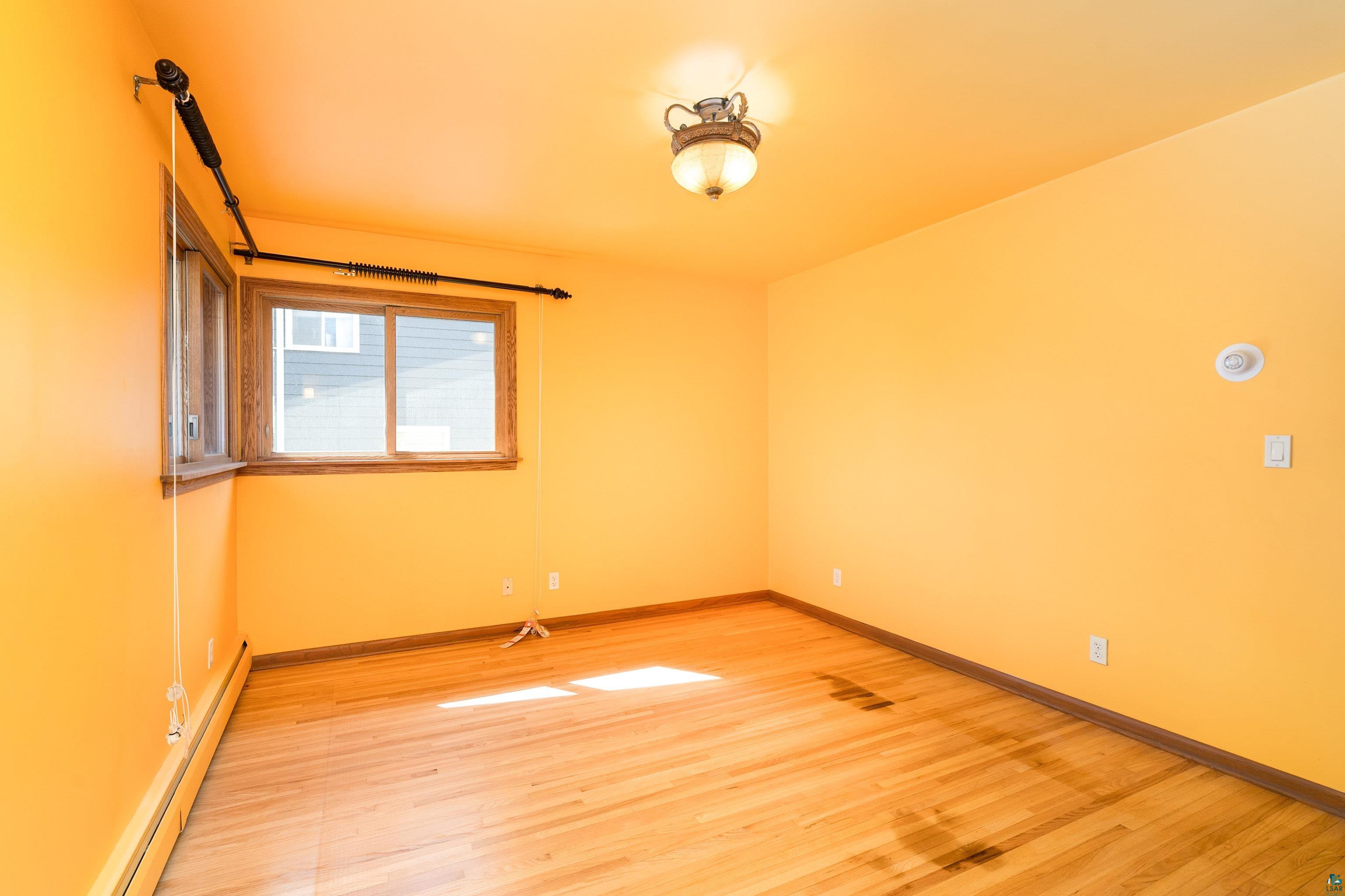 330 E Faribault St, Duluth, MN 55803 Listing Photo  18